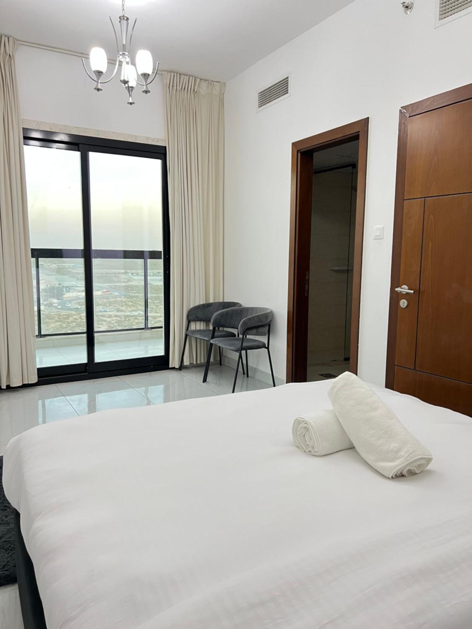 Apartment Luxury 1br With Balcony - Pool