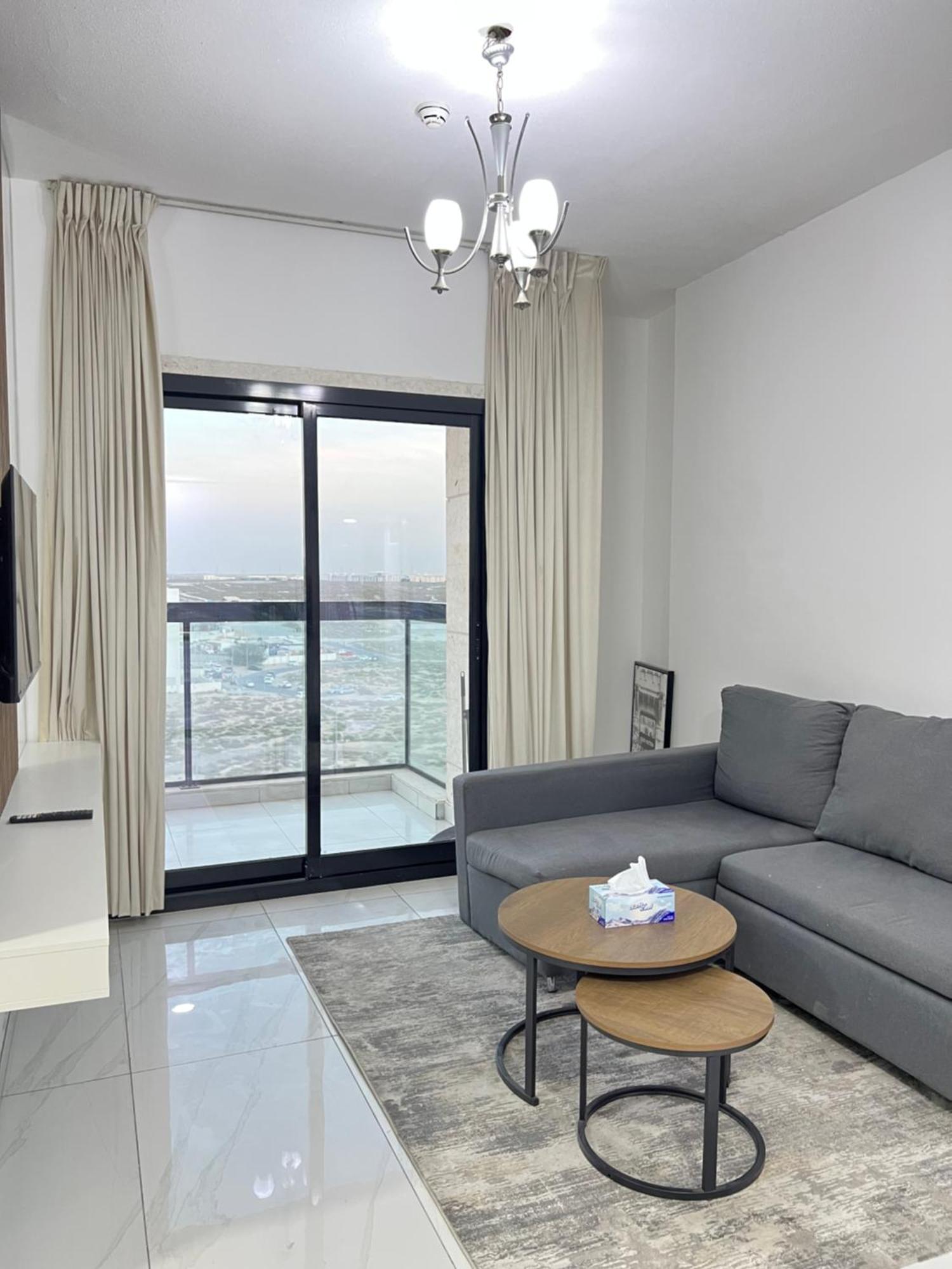 Apartment Luxury 1br With Balcony - Pool
