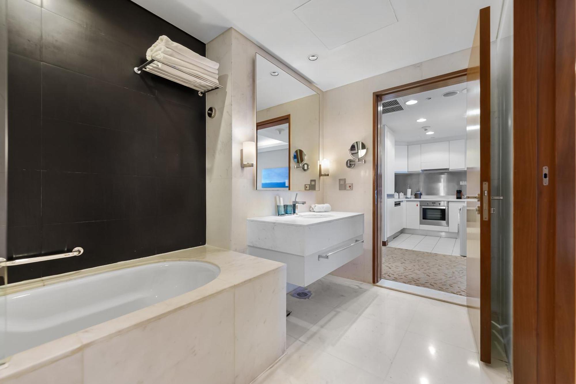Magnificent - 1 Bedroom In The Address Residences Mall Apartment *