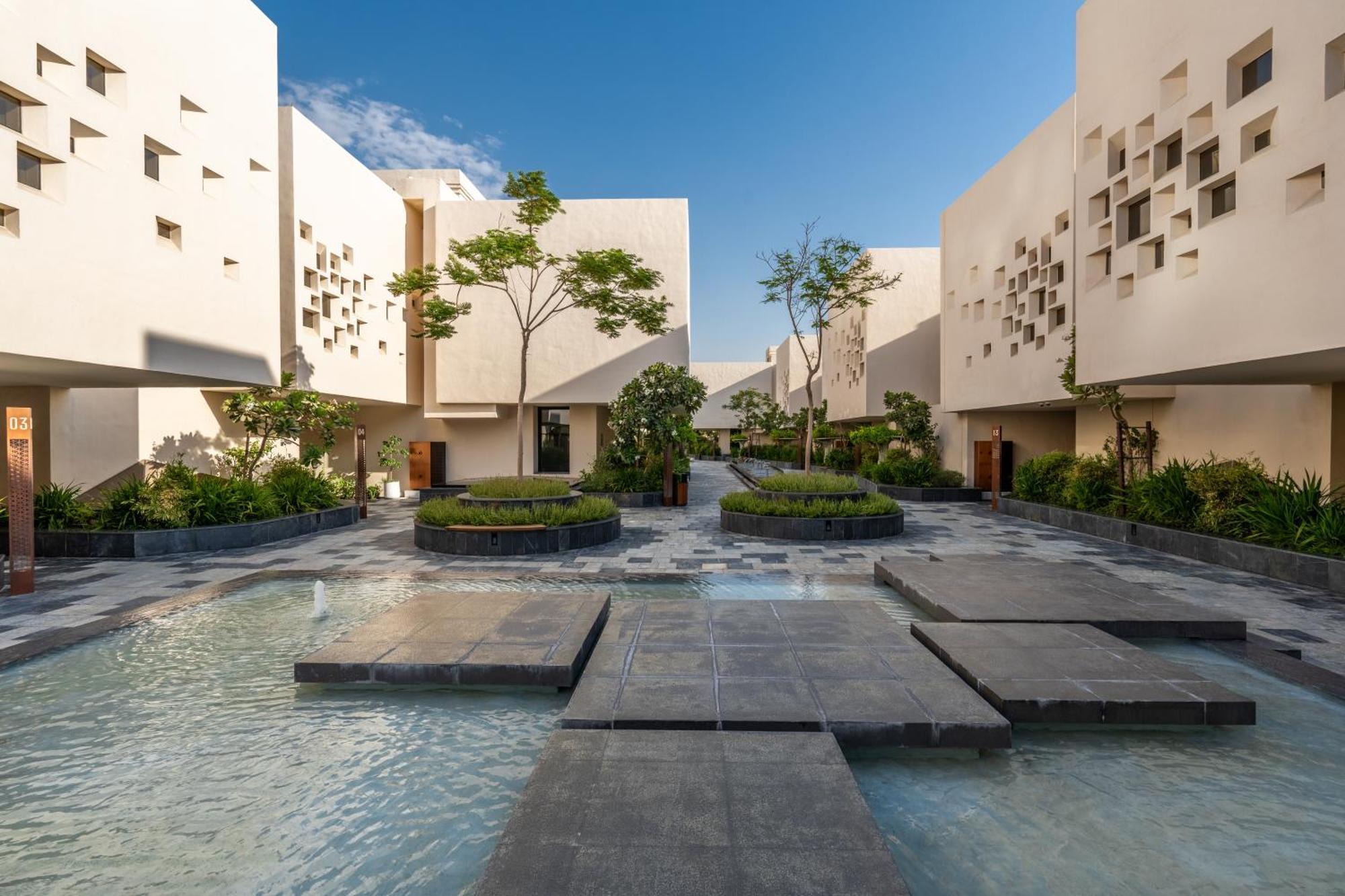 The Biltmore Villas, Dubai