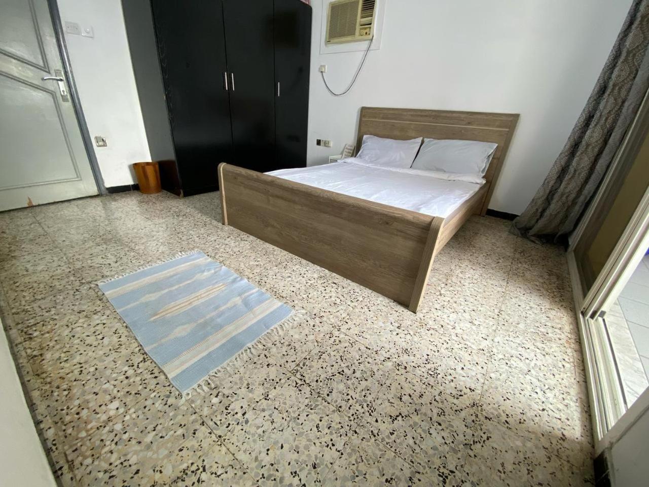 Shared View Apartment *