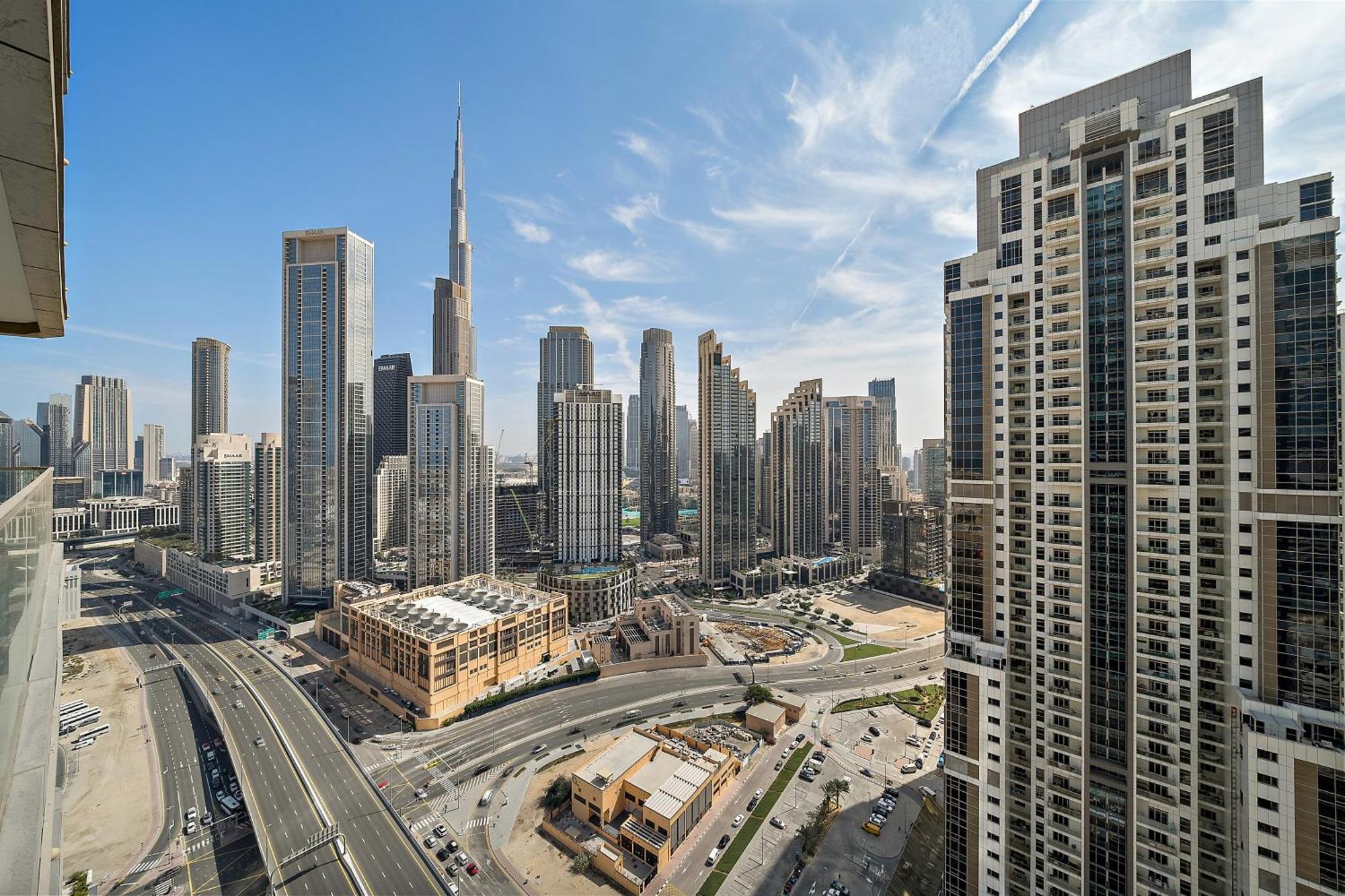 Stylish 2br In 5 Star With Burj Khalifa Views Apartment *