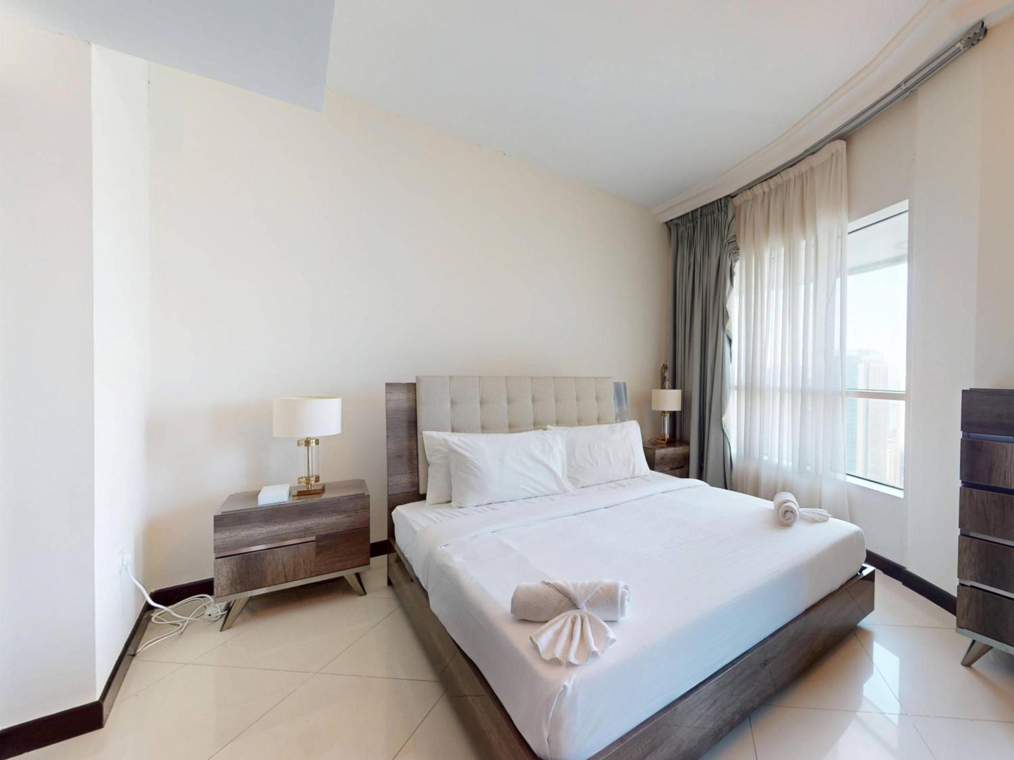 Apartment Spacious Duplex 4br With Maids *