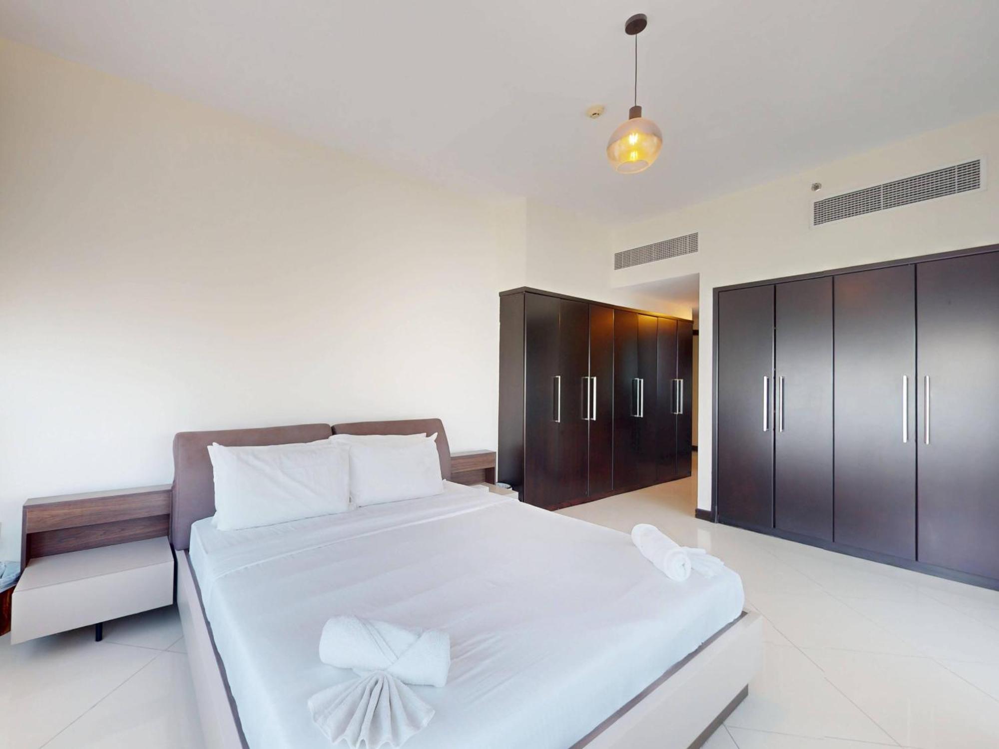Spacious Duplex 4br With Maids Apartment Dubai