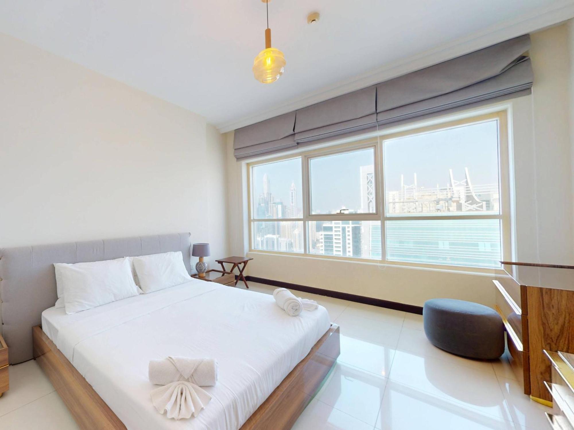Apartment Spacious Duplex 4br With Maids