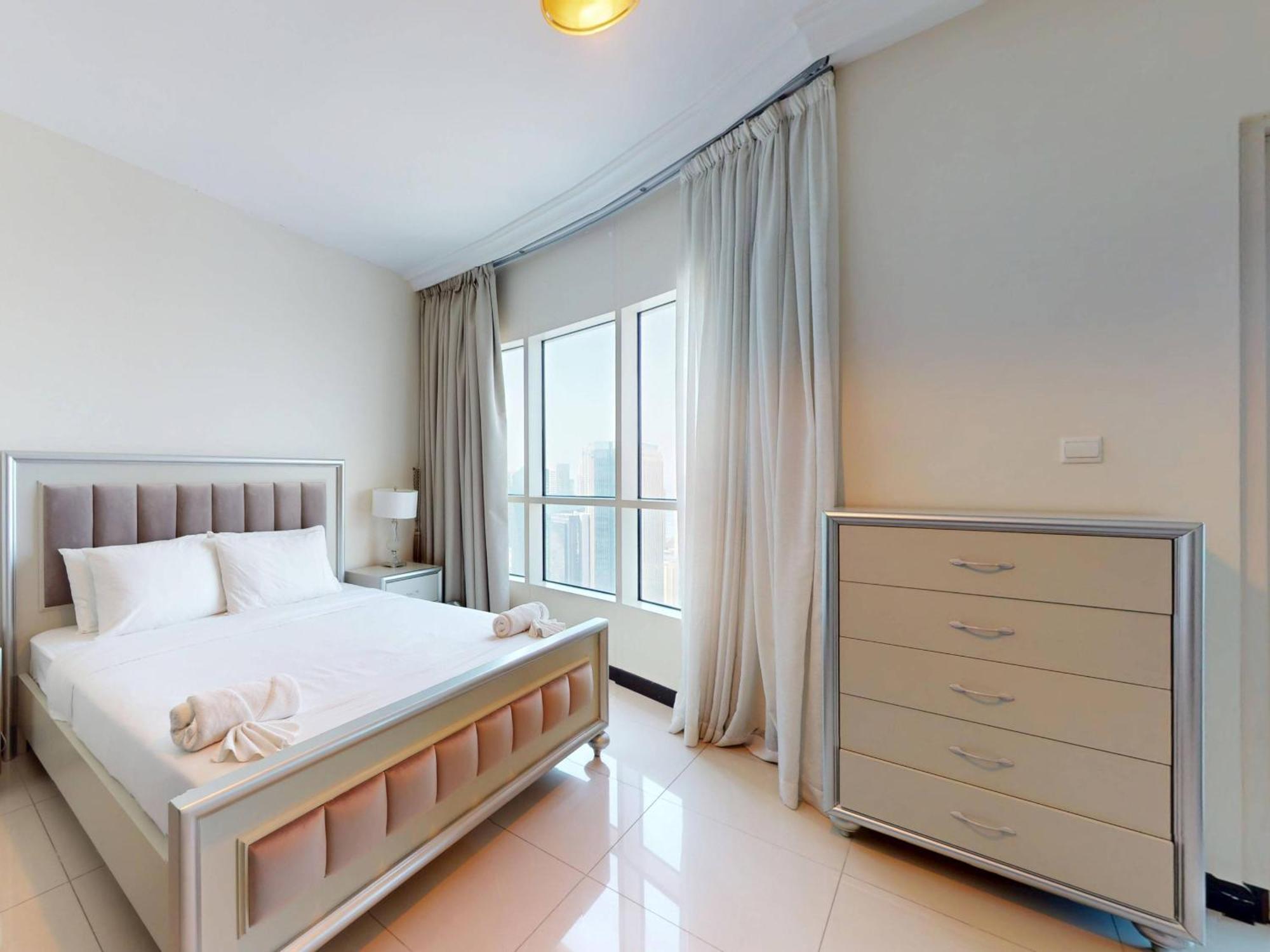 Spacious Duplex 4br With Maids *