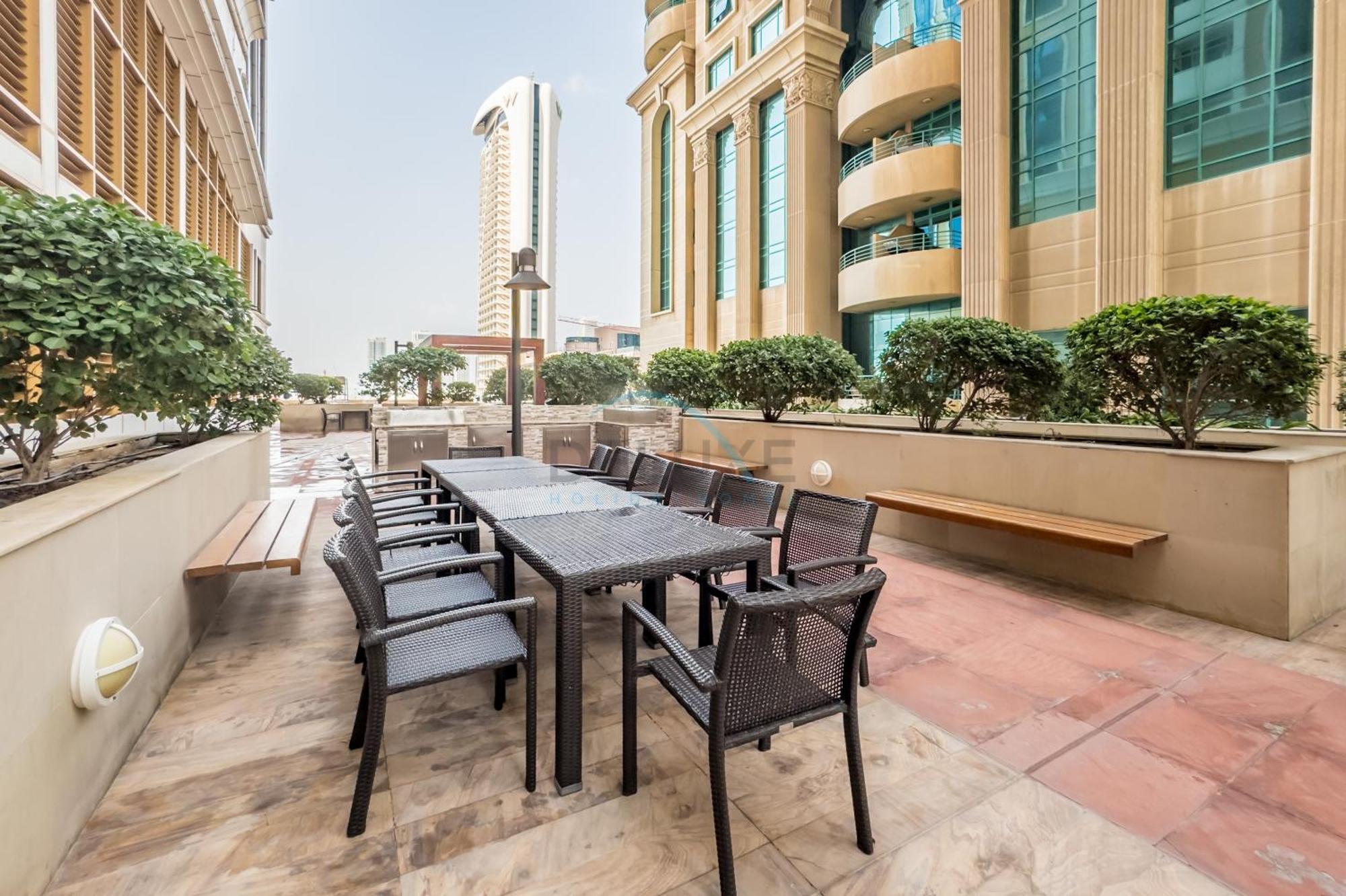 Revamped 1br Unit With Partial Sea & Palm Jumeirah Views Close To , Elite Residence, Marina By Deluxe Homes * Dubai