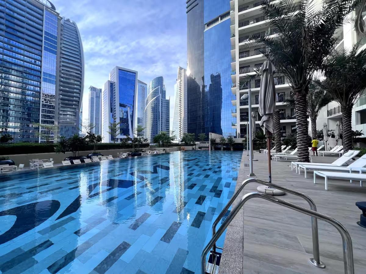 Apartment Stylish 1br Business Bay - Near Metro - Balcony With Views *
