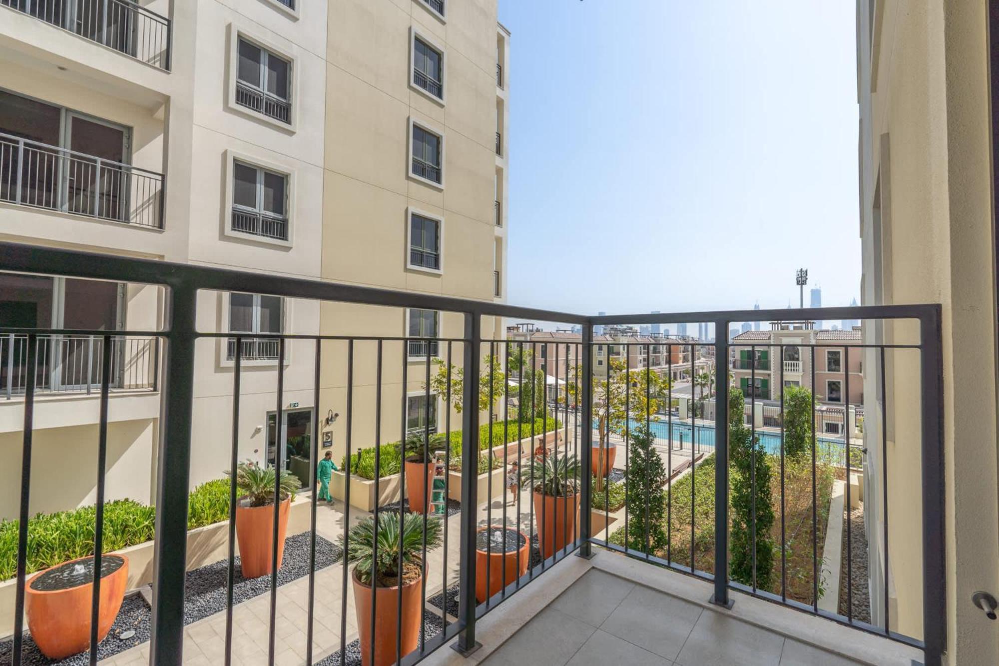 Spectacular 1 Bedroom In La Sirene 4 That Sleeps 4 Apartment *