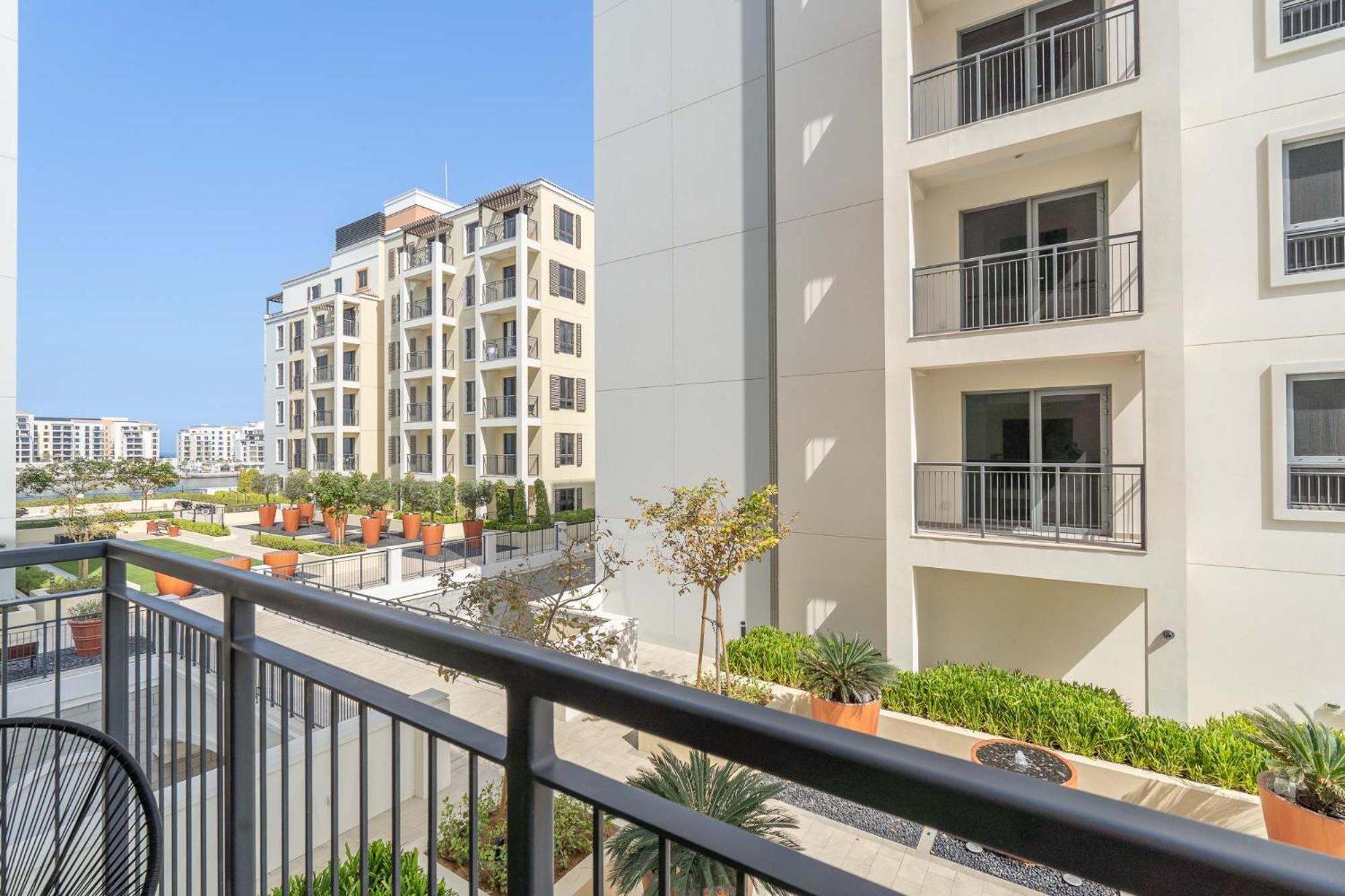 Spectacular 1 Bedroom In La Sirene 4 That Sleeps 4 * Dubai