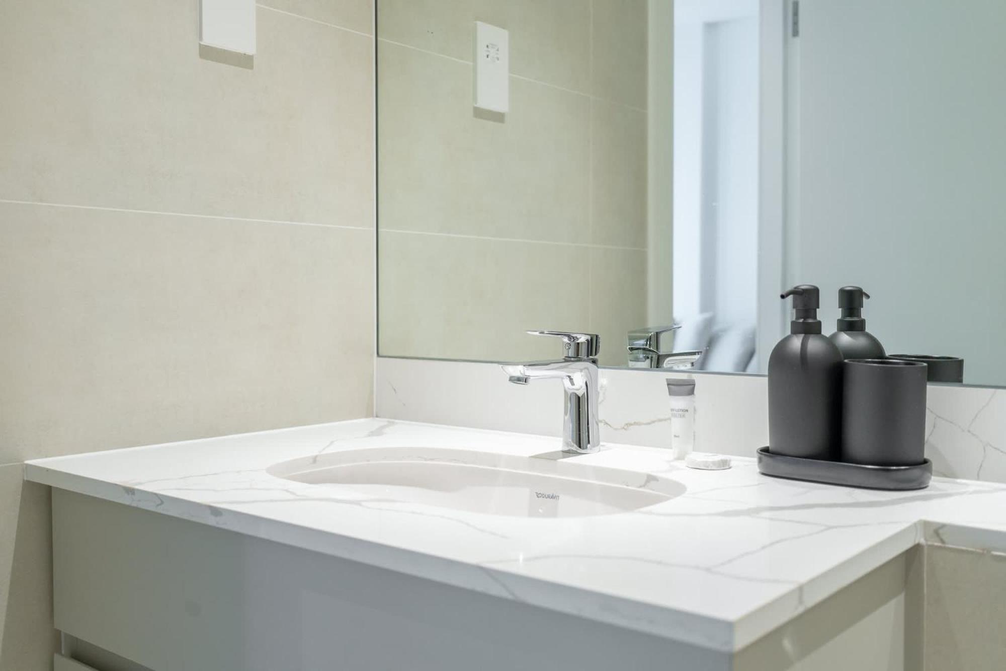 Apartment Spectacular 1 Bedroom In La Sirene 4 That Sleeps 4 *