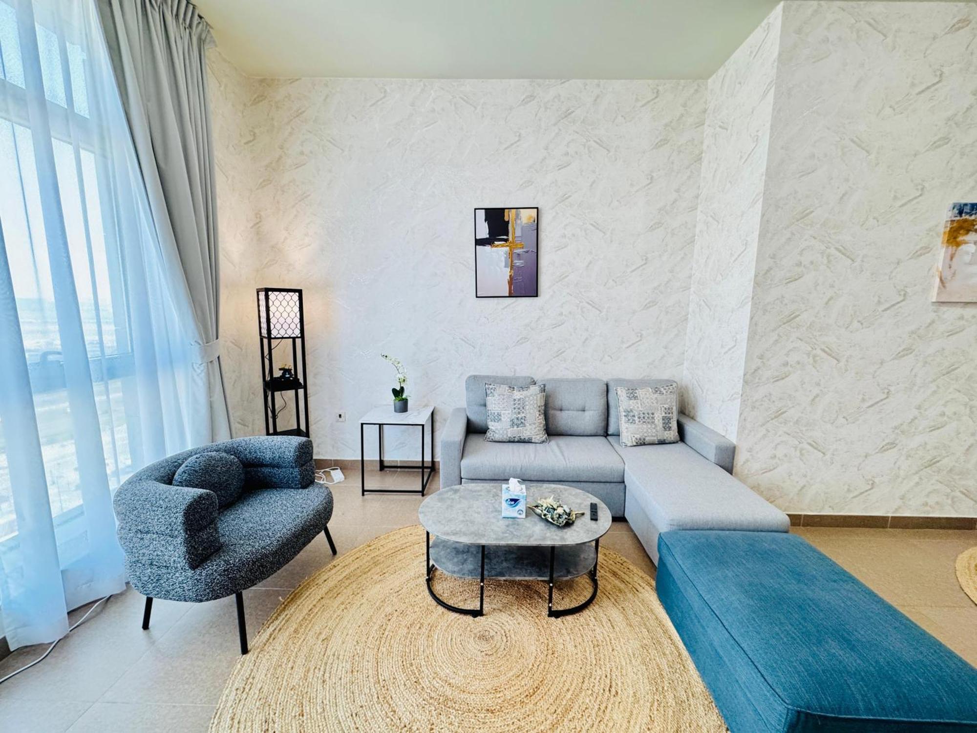 Hm- 702 Specious And Large Fully Furnished One Bedroom Apartamento