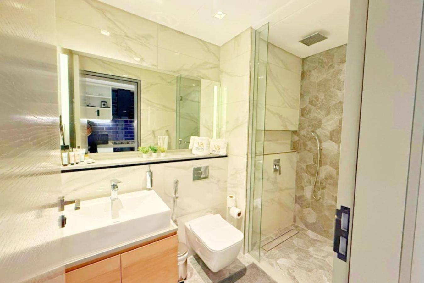 Apartment Chic At Mag 318 Business Bay By Vibel Dubai