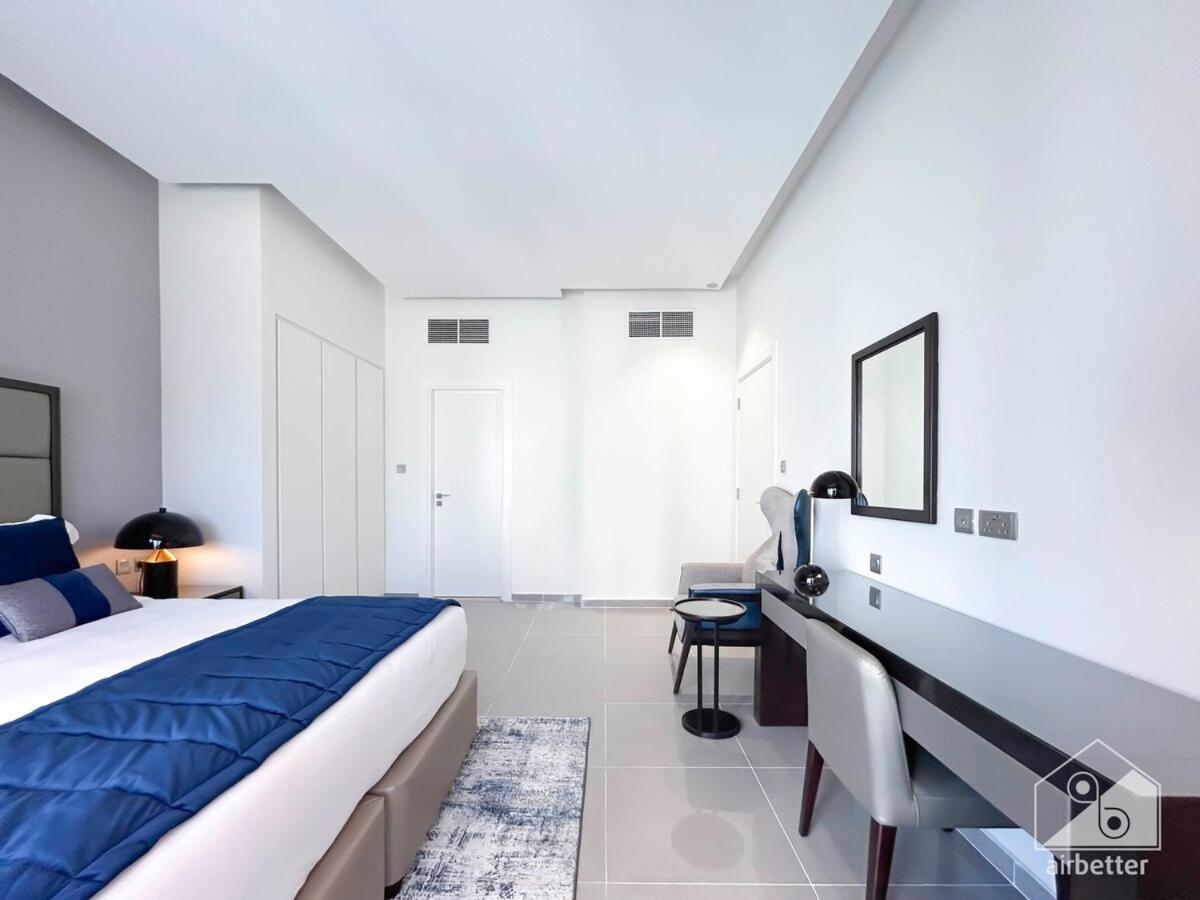 Apartment Luxury At Damac Majestine With Balcony & Views