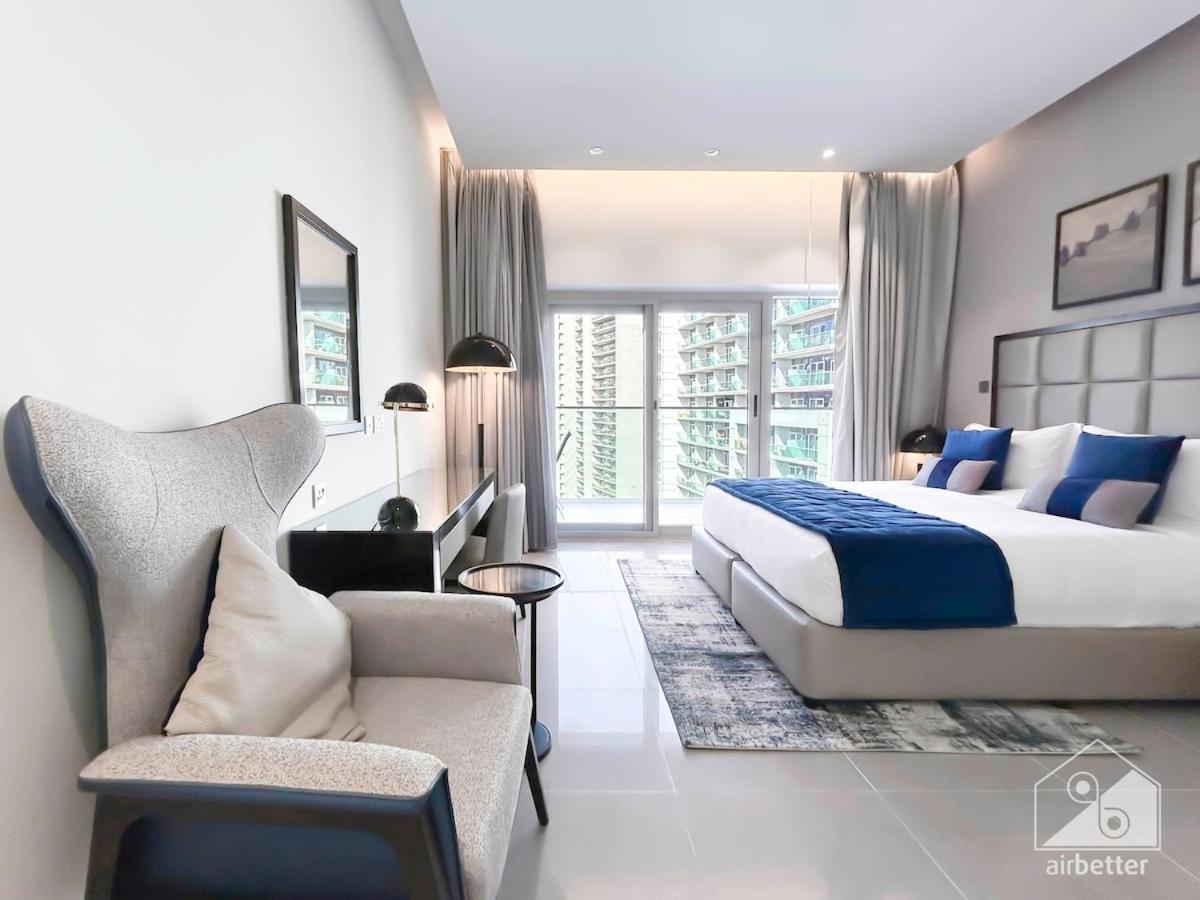 Luxury At Damac Majestine With Balcony & Views Apartment