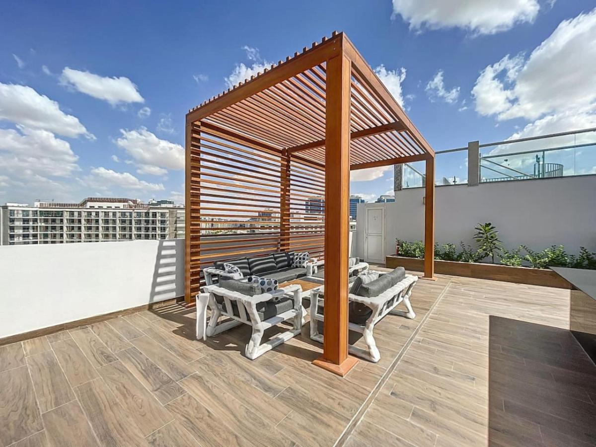 Uni Estate - Airy One Bedroom Apartment *