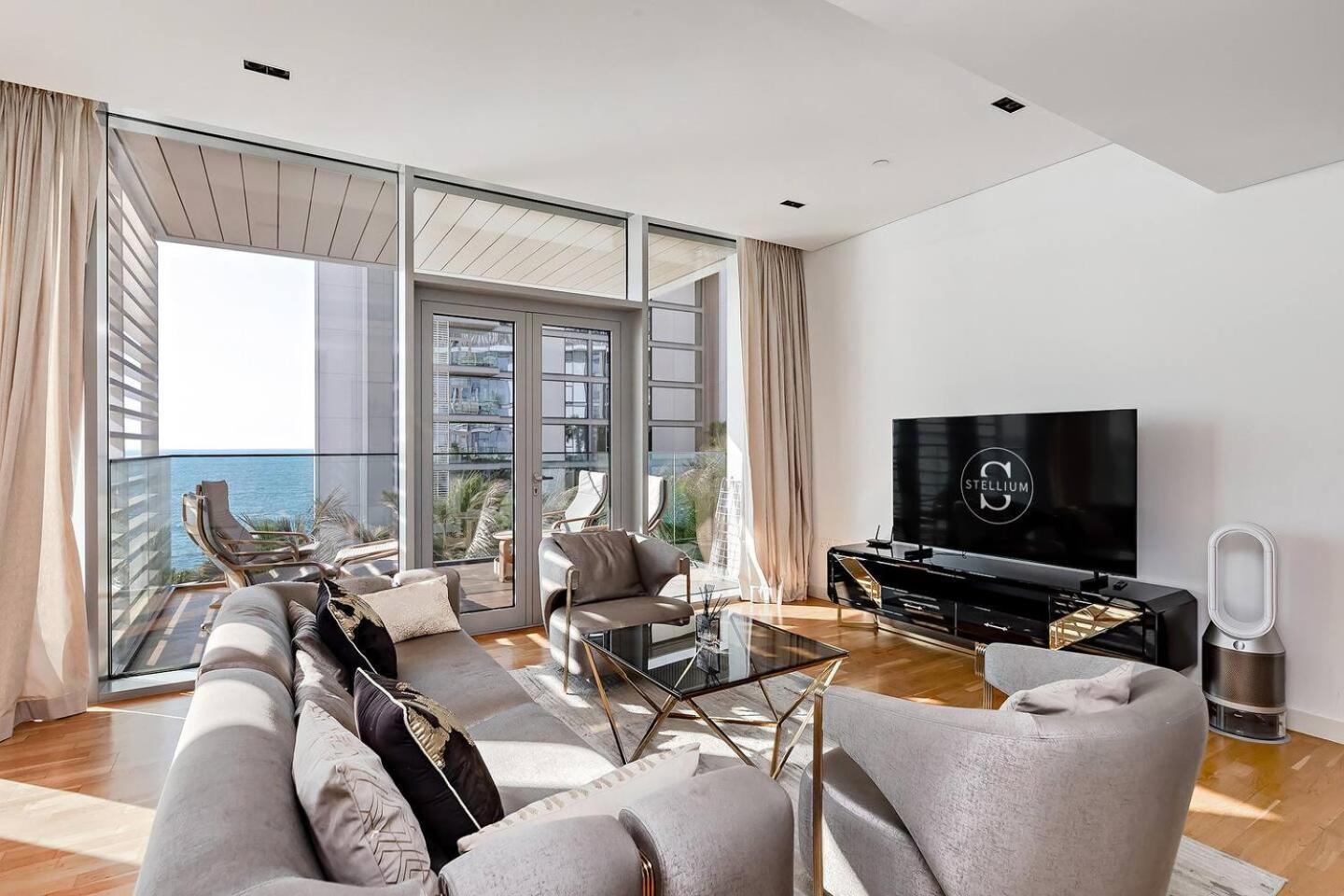 Daire Bluewaters Sea View 2br Pool & Gym & Beachfront