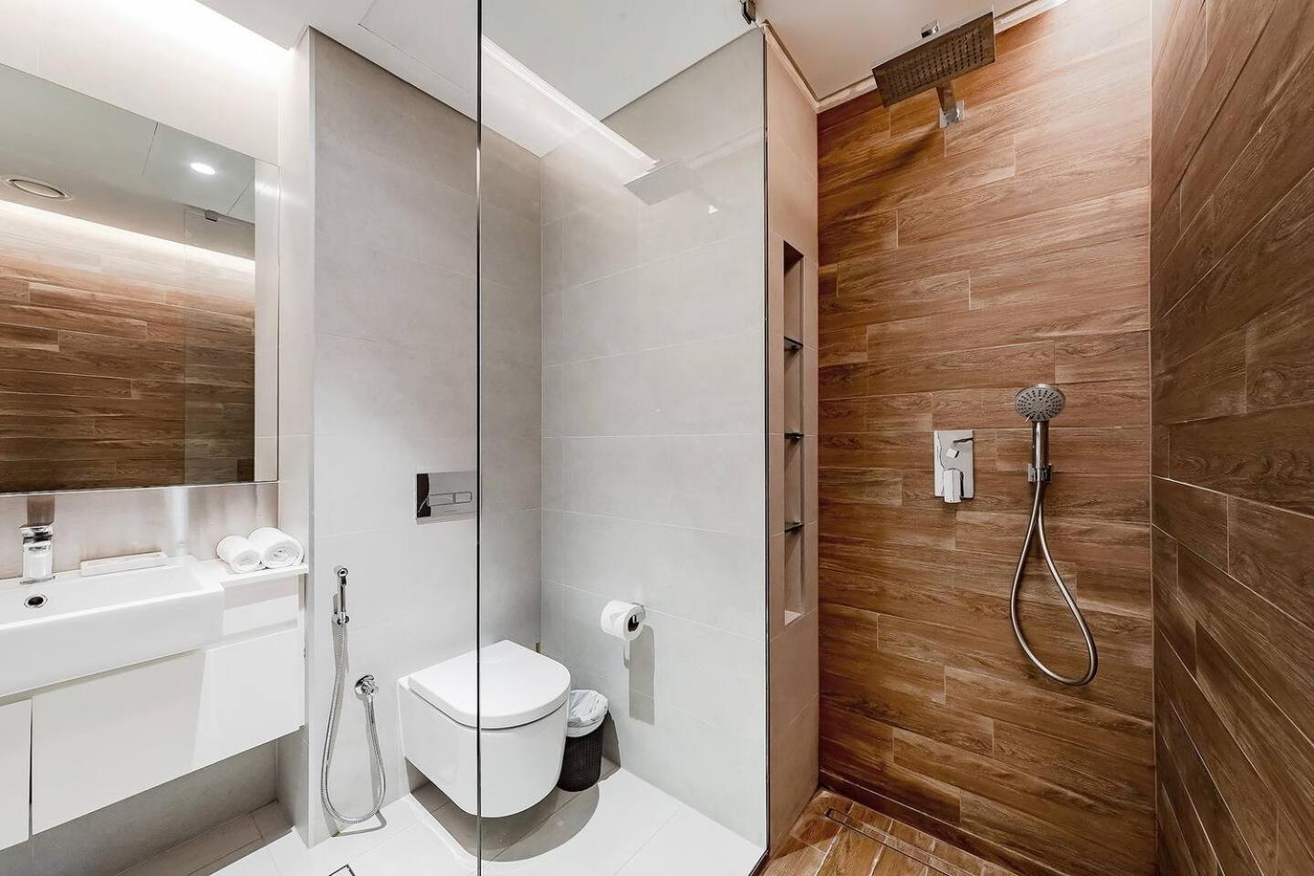 Bluewaters Sea View 2br Pool & Gym & Beachfront Daire Dubai