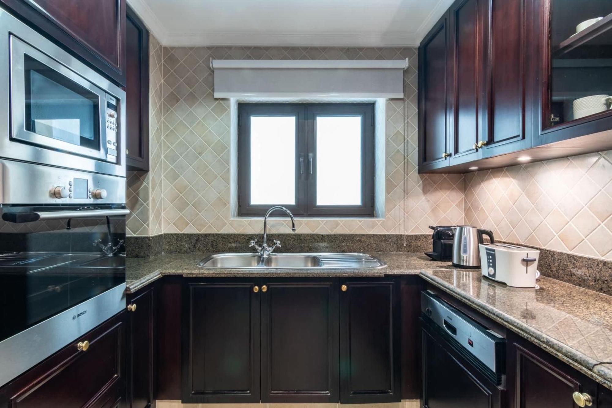 Silkhaus Stunning 1bdr With Access To Souq Al Bahar In Downtown Apartment Dubai