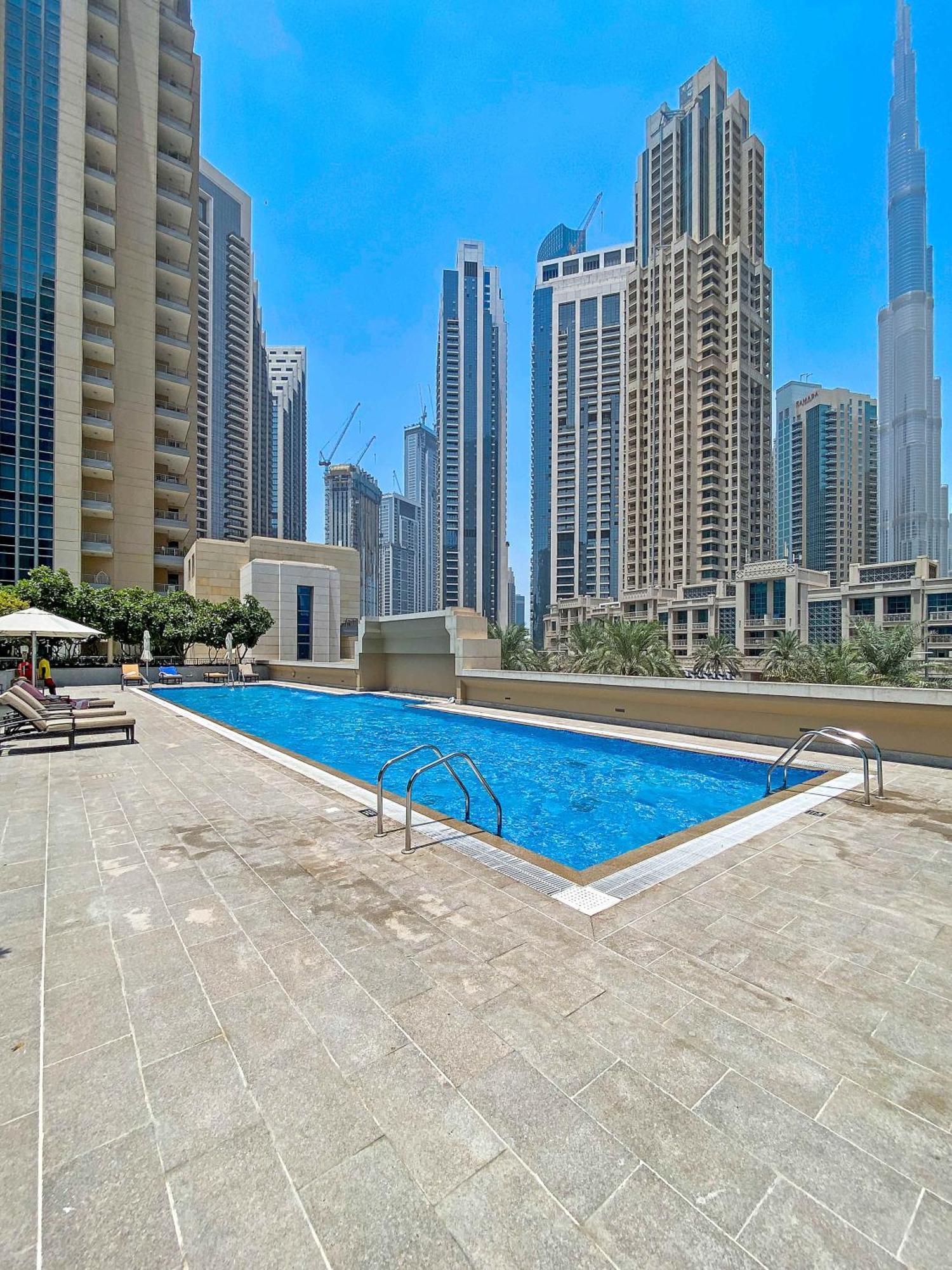 Silkhaus Burj Khalifa Proximity 1bdr In Downtown Apartment