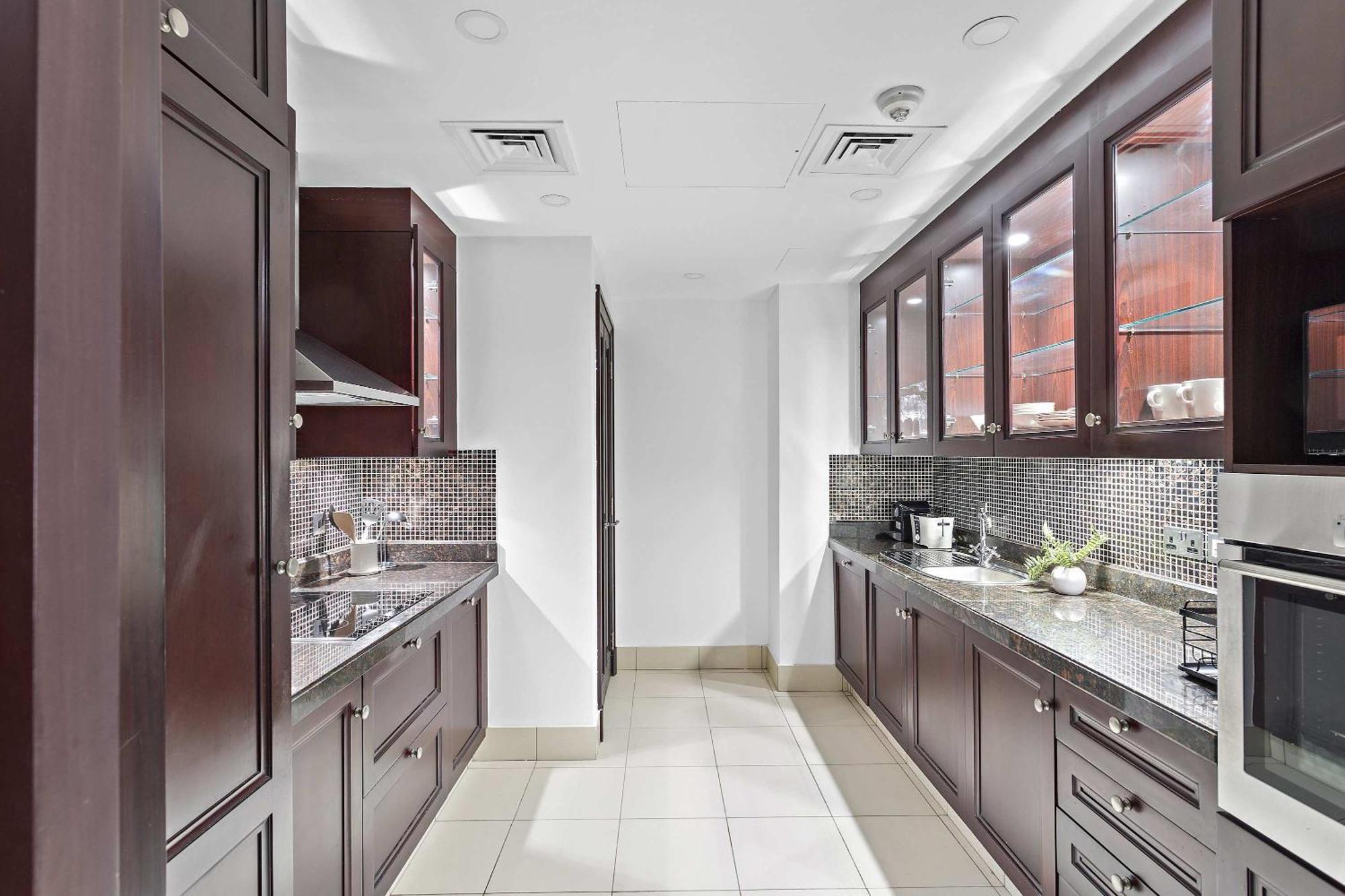 Silkhaus Downtown Old Town 1bdr *