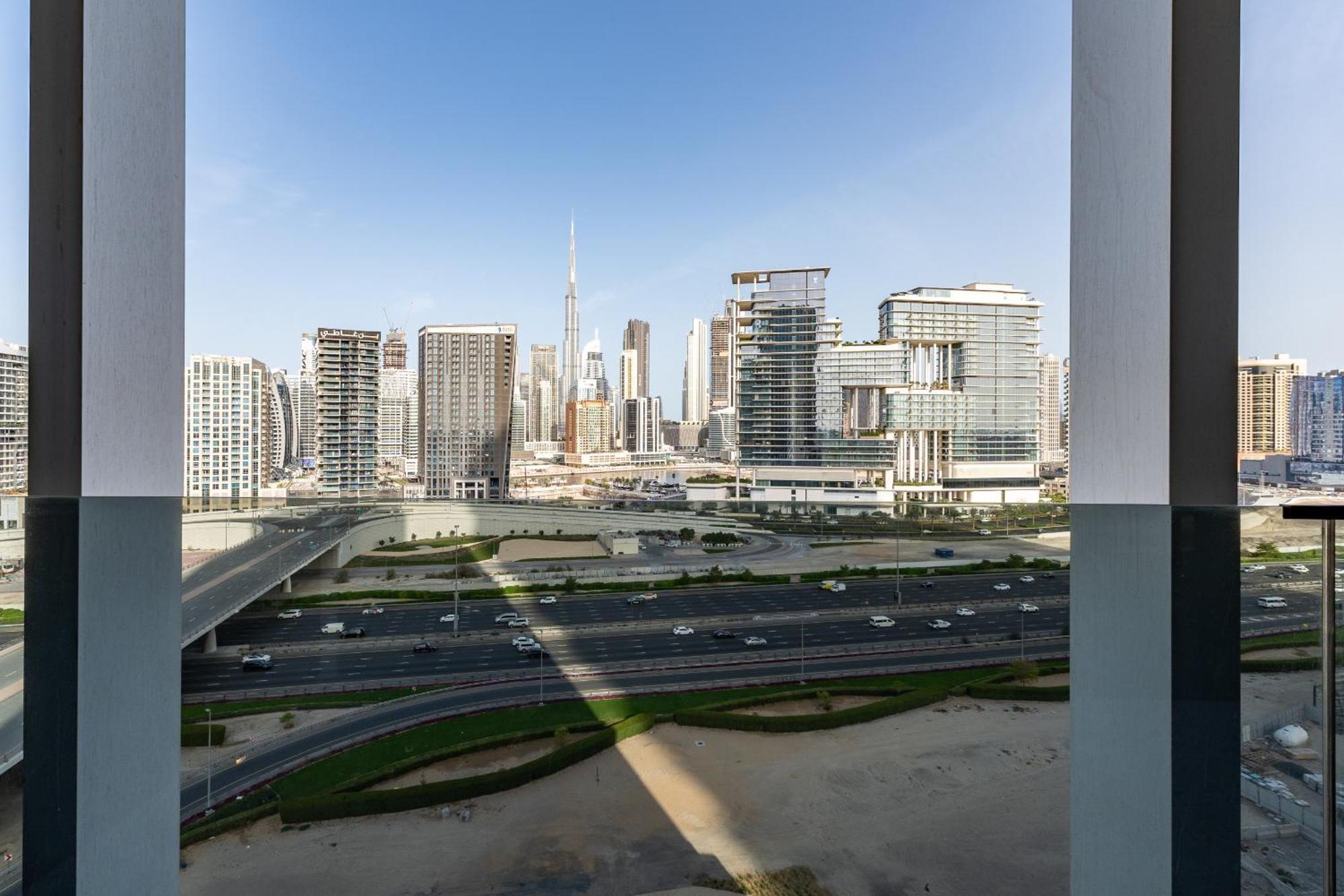 Upside Living, Burj Khalifa View, Business Bay - Mint * Dubai