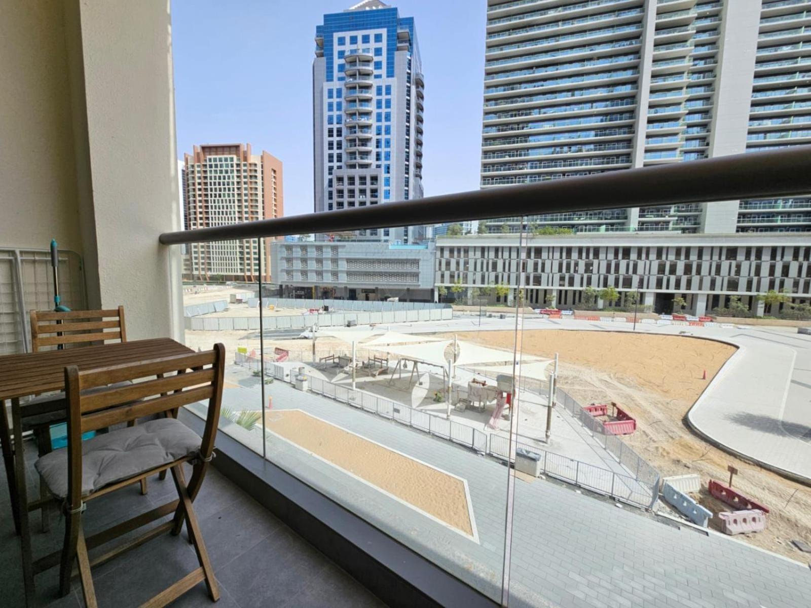Chic Living At Sterling Dubai