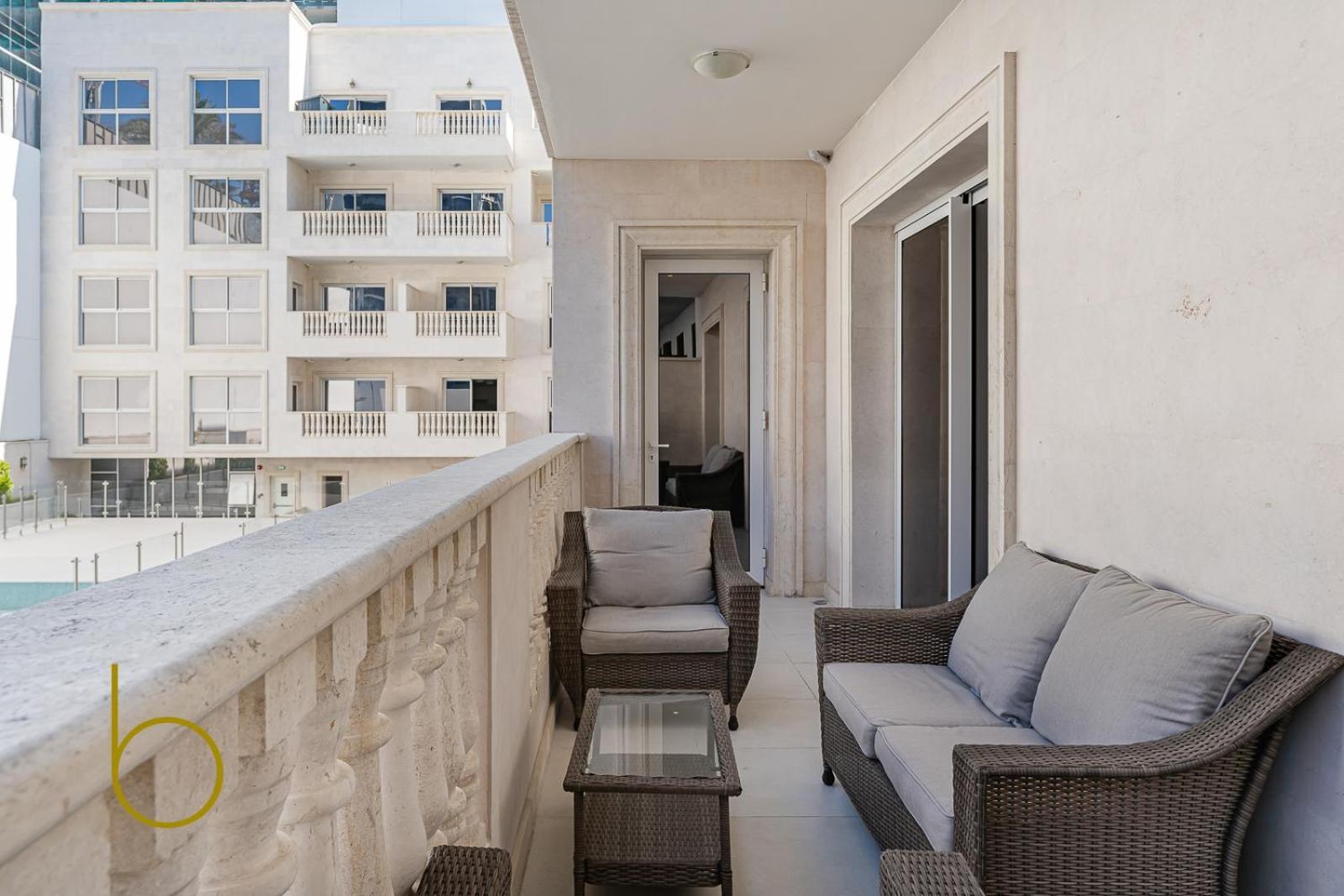 Bookable - Mayas Geneva * Dubai