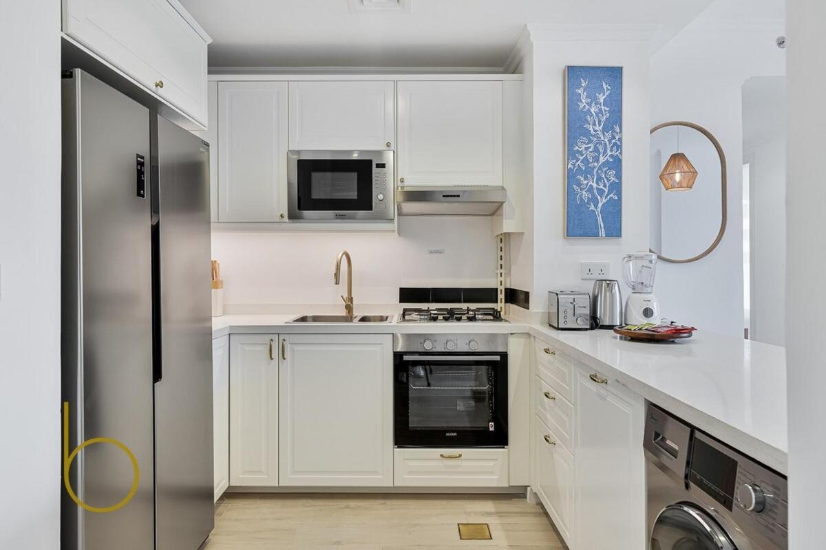 Bookable - Mayas Geneva Apartment *