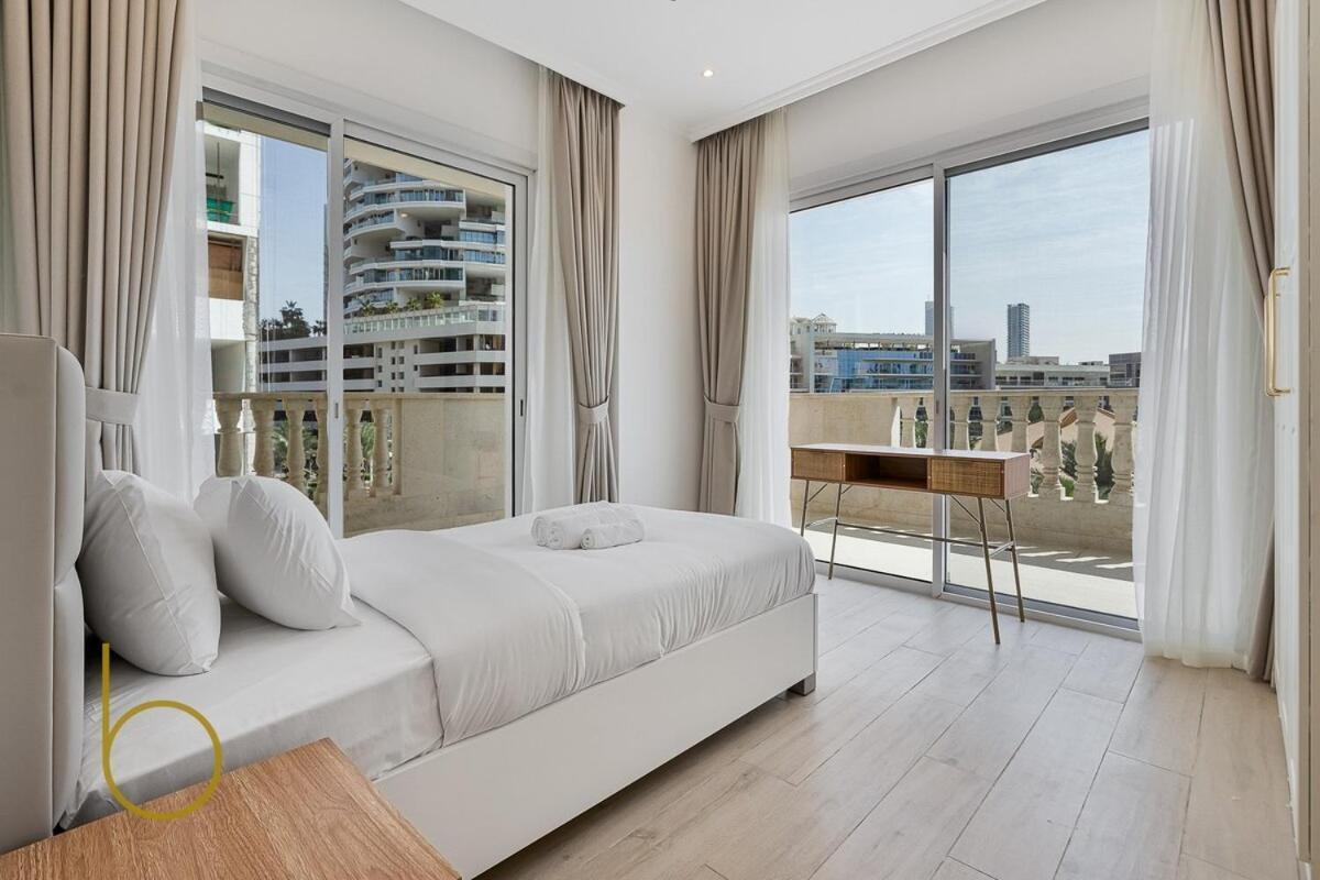 Bookable - Mayas Geneva *
