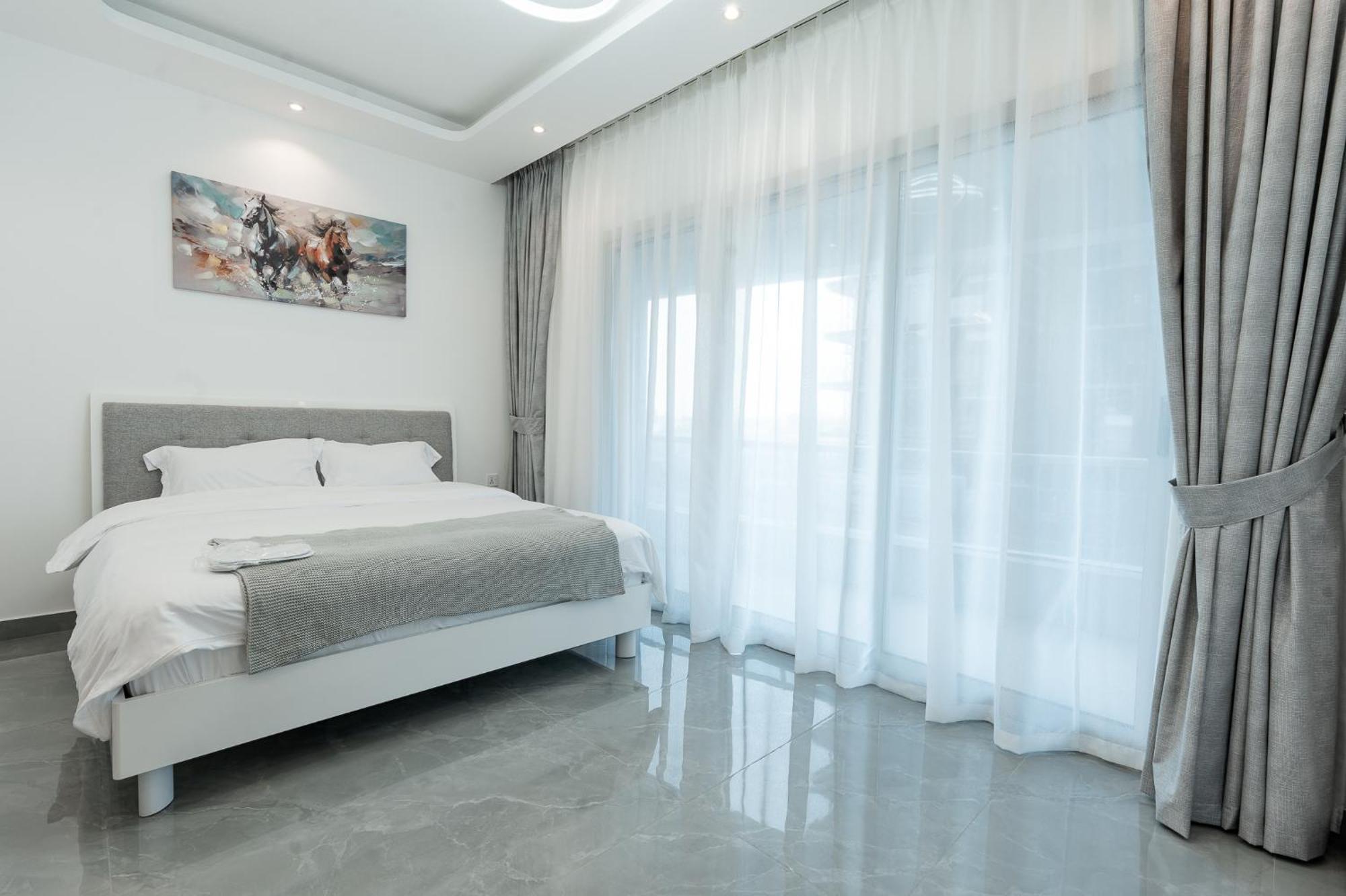 Marina - 1 Bhk Stunning Apartment Dubai