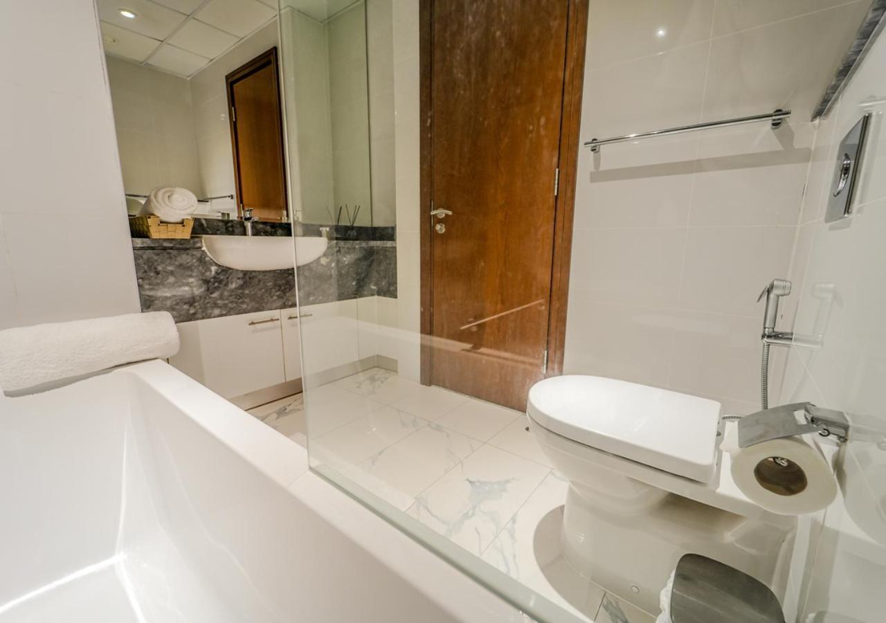 Spacious 1Br With Dubai Canal View, Close To Dubai Mall By Voye Homes Apartment