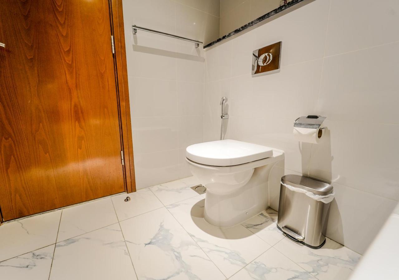 Apartment Spacious 1Br With Dubai Canal View, Close To Dubai Mall By Voye Homes