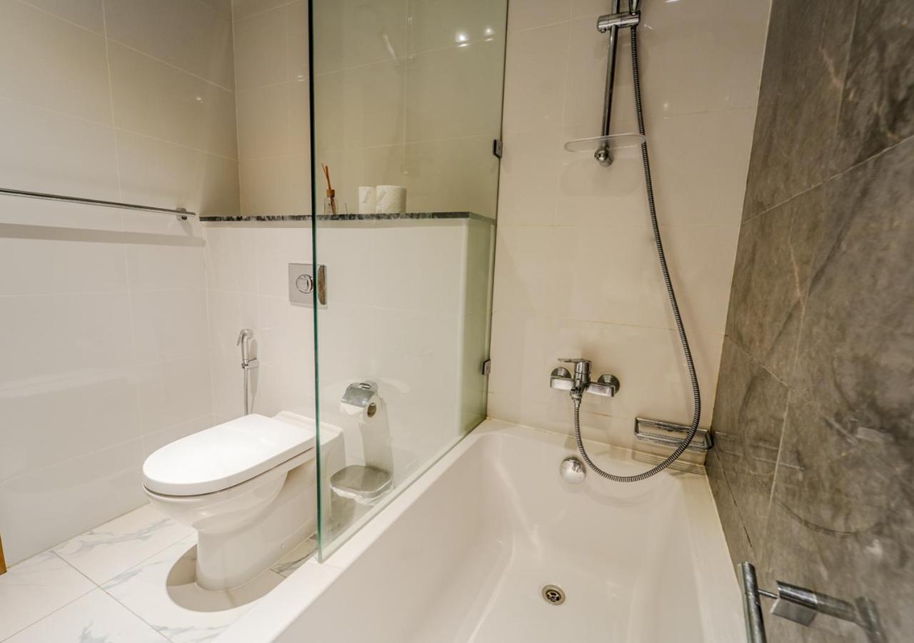 Spacious 1Br With Dubai Canal View, Close To Dubai Mall By Voye Homes Apartment *