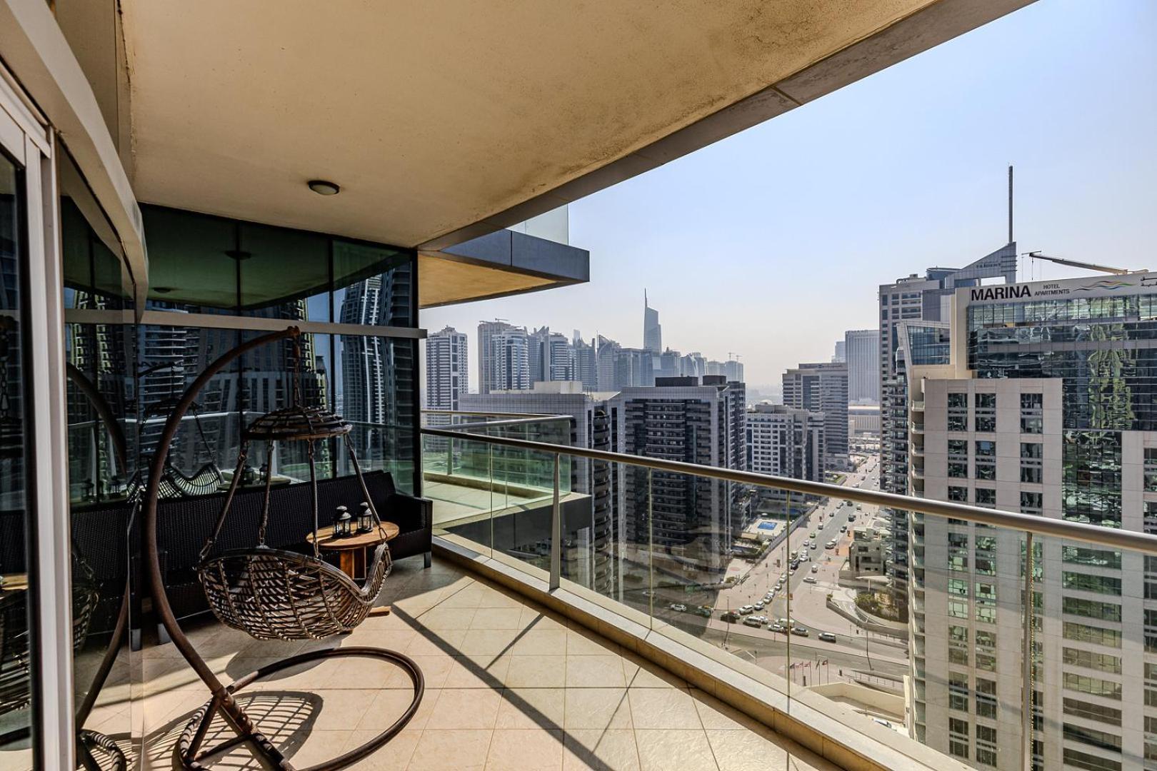 Apartment Spacious 3bdr In Marina With Office *