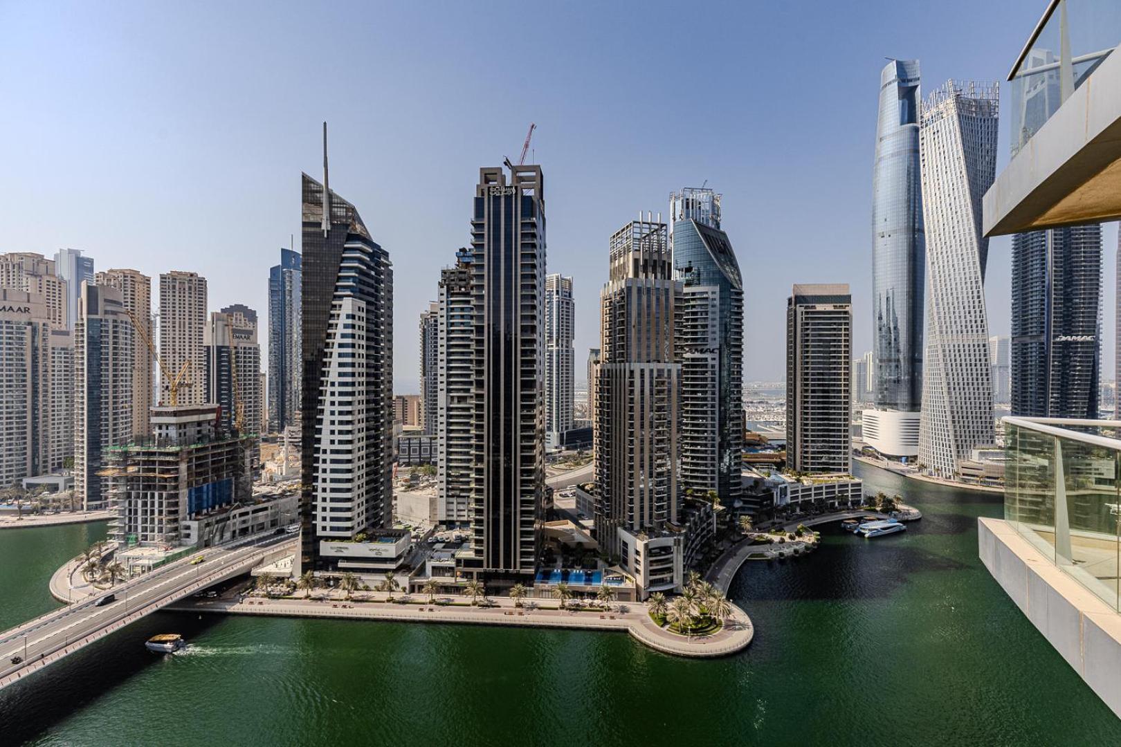 Spacious 3bdr In Marina With Office Apartment Dubai