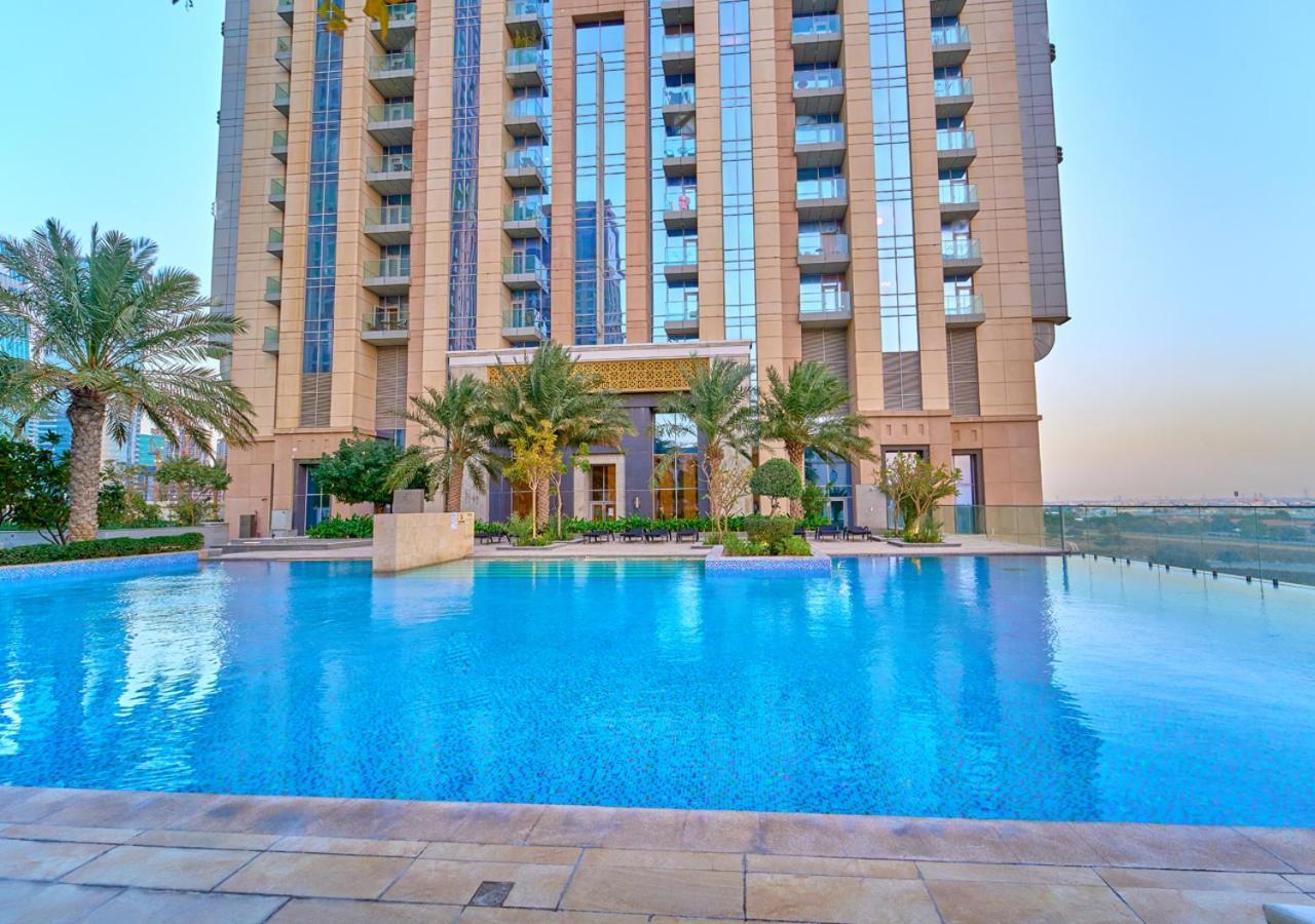 Apartment Spacious 1Br With Dubai Canal View, Close To Dubai Mall By Voye Homes