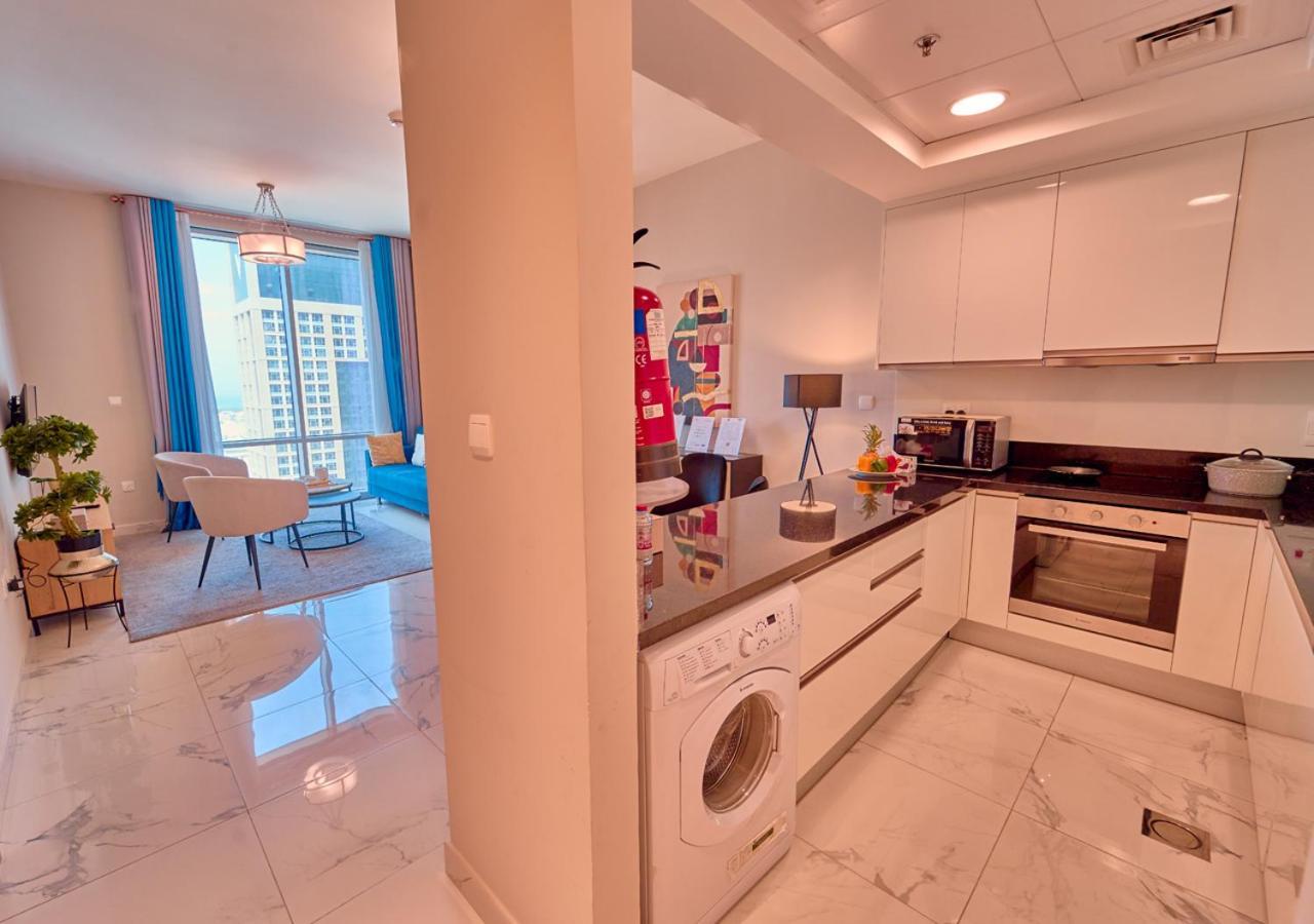Apartment Spacious 1Br With Dubai Canal View, Close To Dubai Mall By Voye Homes
