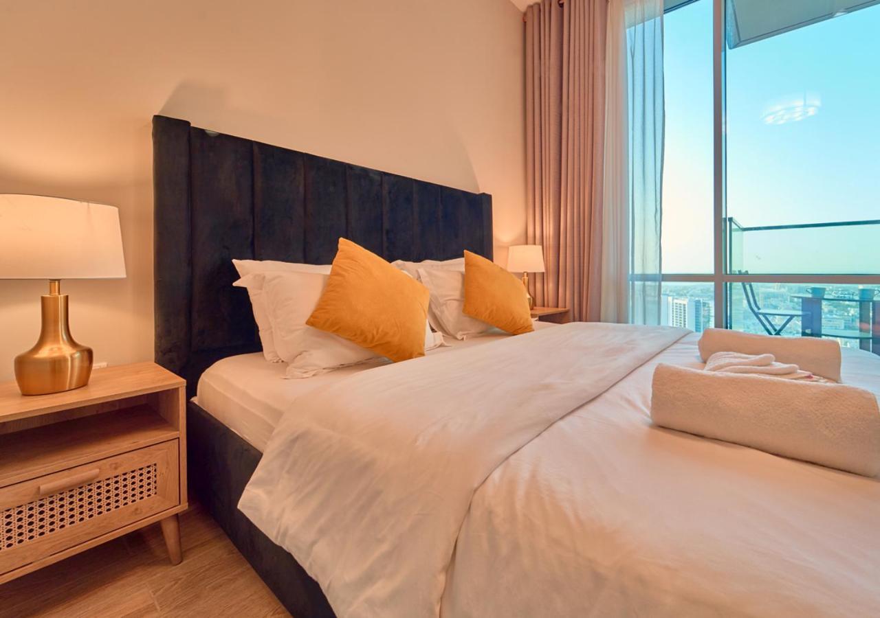 Spacious 1Br With Dubai Canal View, Close To Dubai Mall By Voye Homes