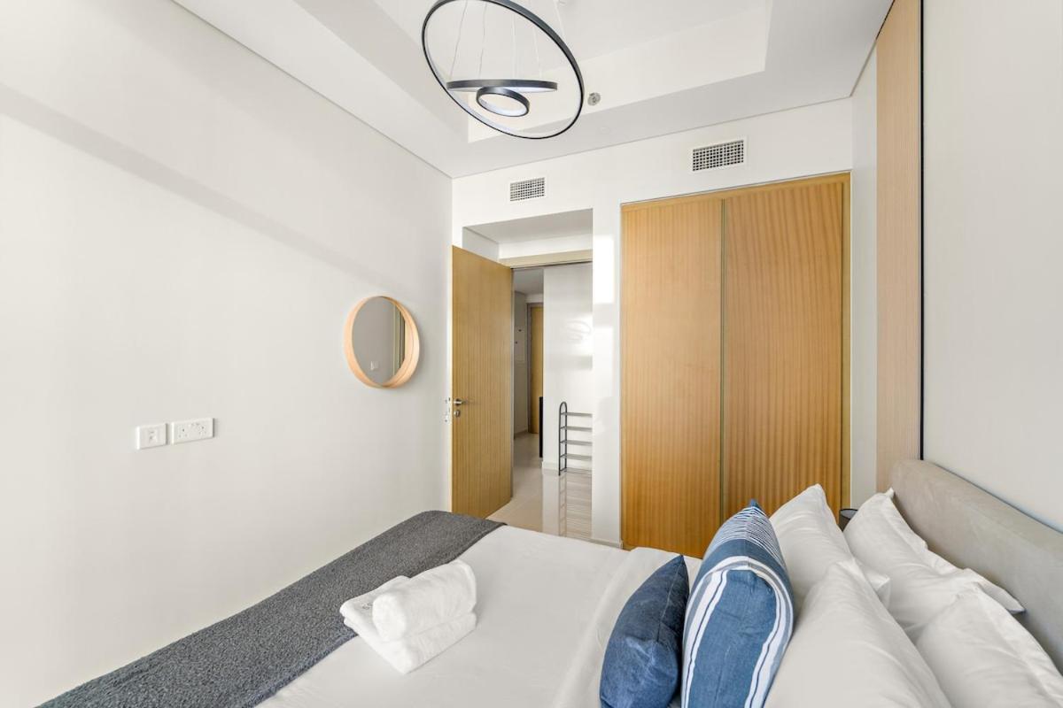 Apartment First Class 1br Luxe Comfort Stylish Design Dubai