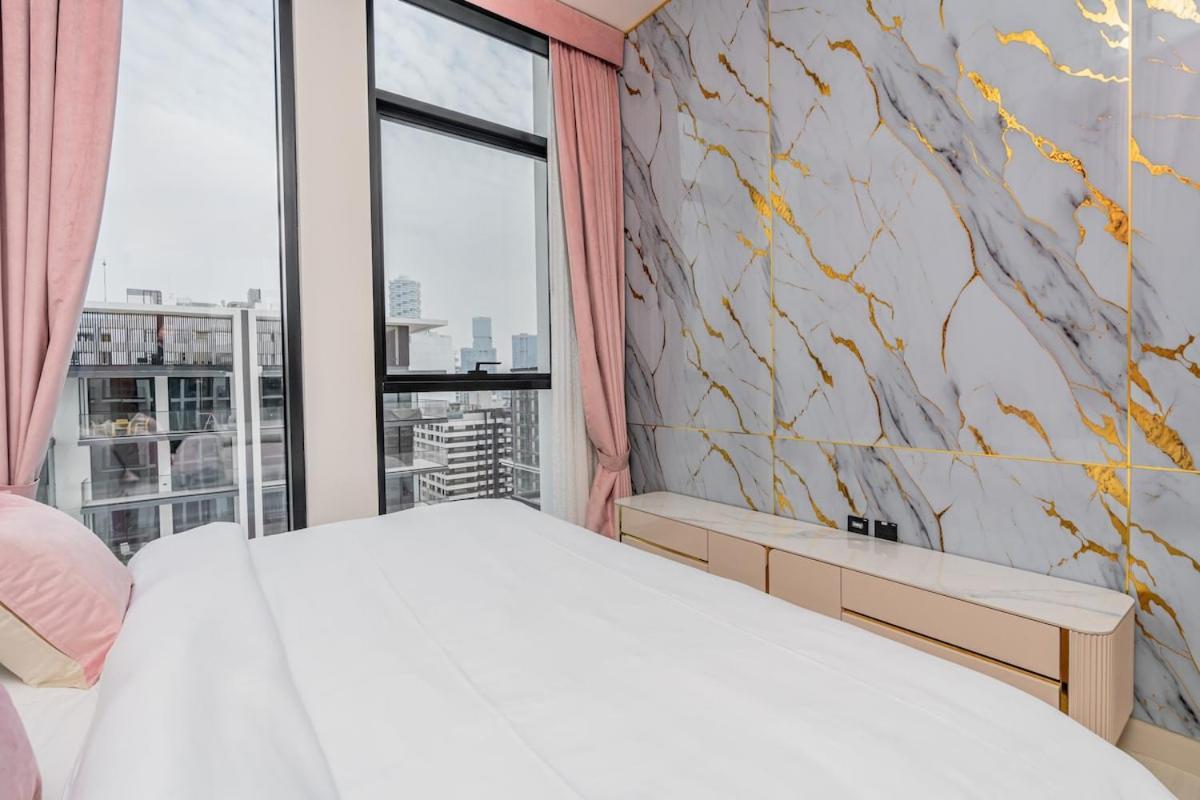 Apartment Luxury Marble 1br In Jvc *