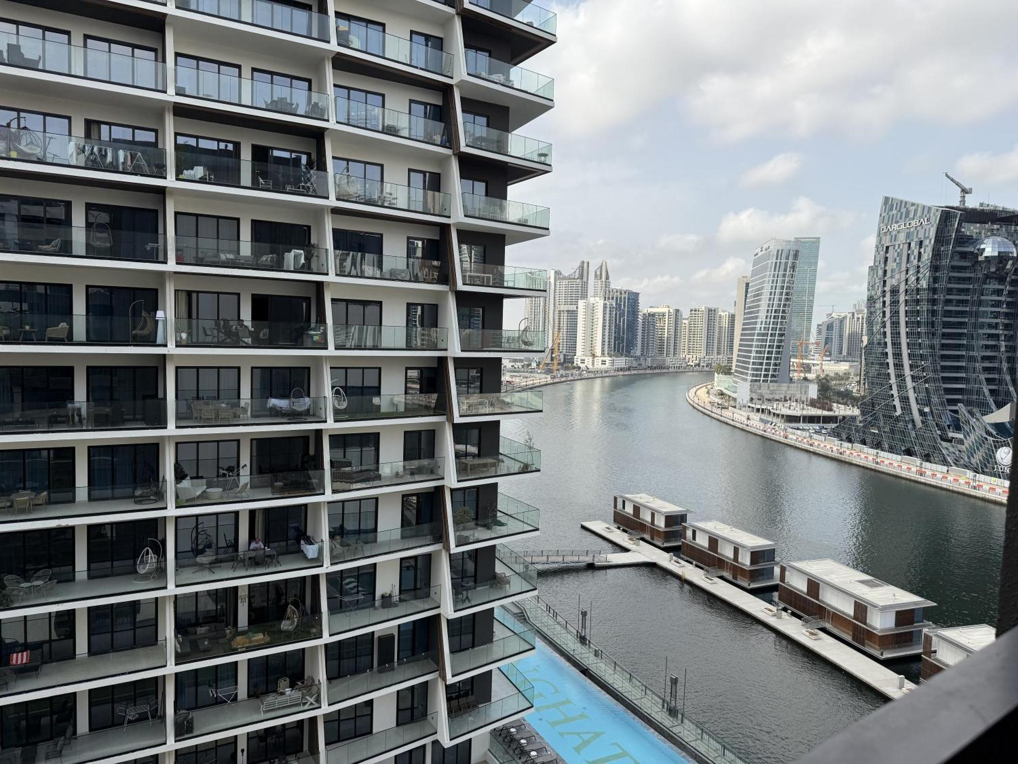 Canal View In Vibrant Business Bay *