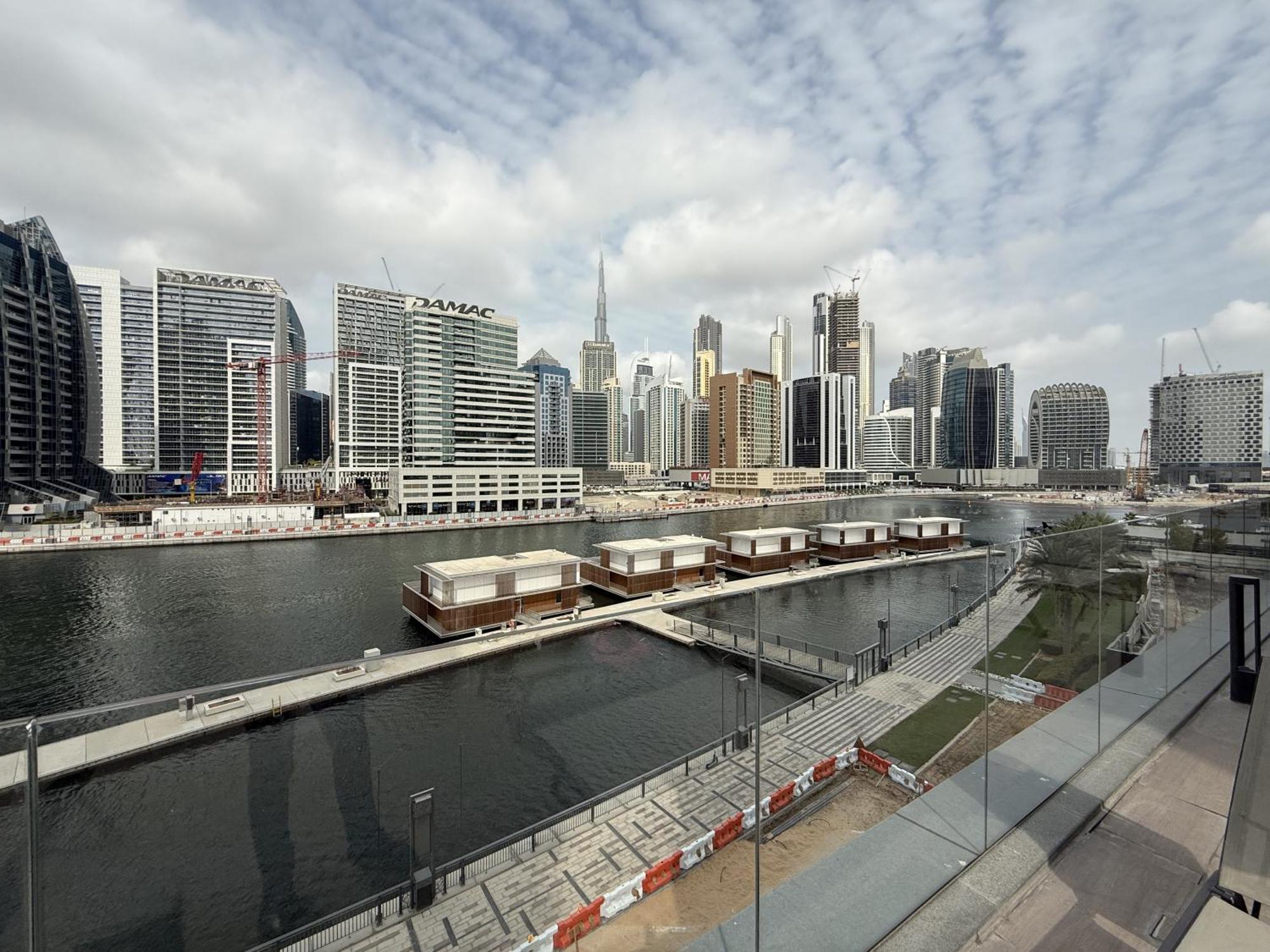 Canal View In Vibrant Business Bay * Dubai