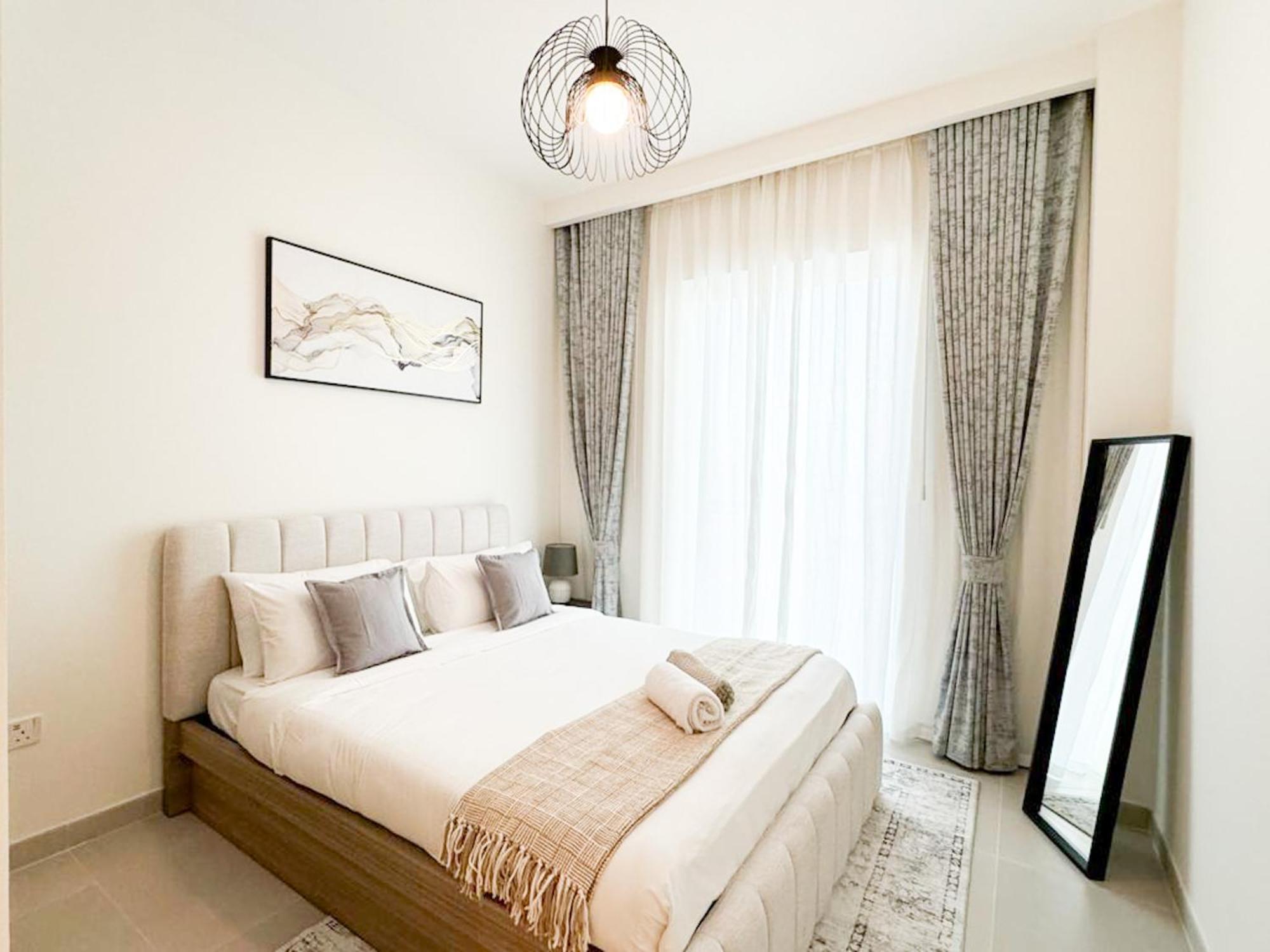 Spacious 3br With Access * Dubai