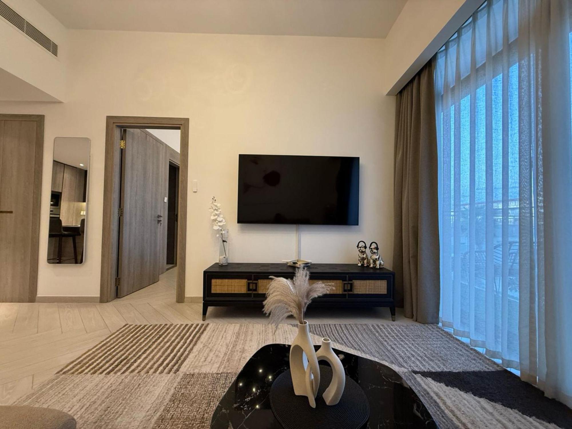 Modern 1br Getaway In Oxford 212 - Comfort & Ease Apartment *