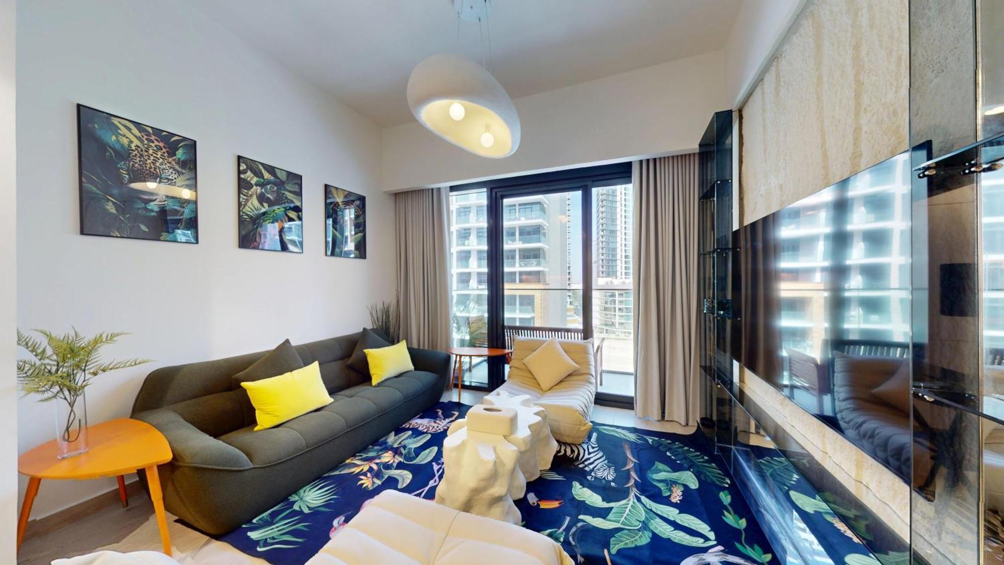 Fam Living -azizi Rivera 43 ,2br,luxury And Cozy Apartment Dubai