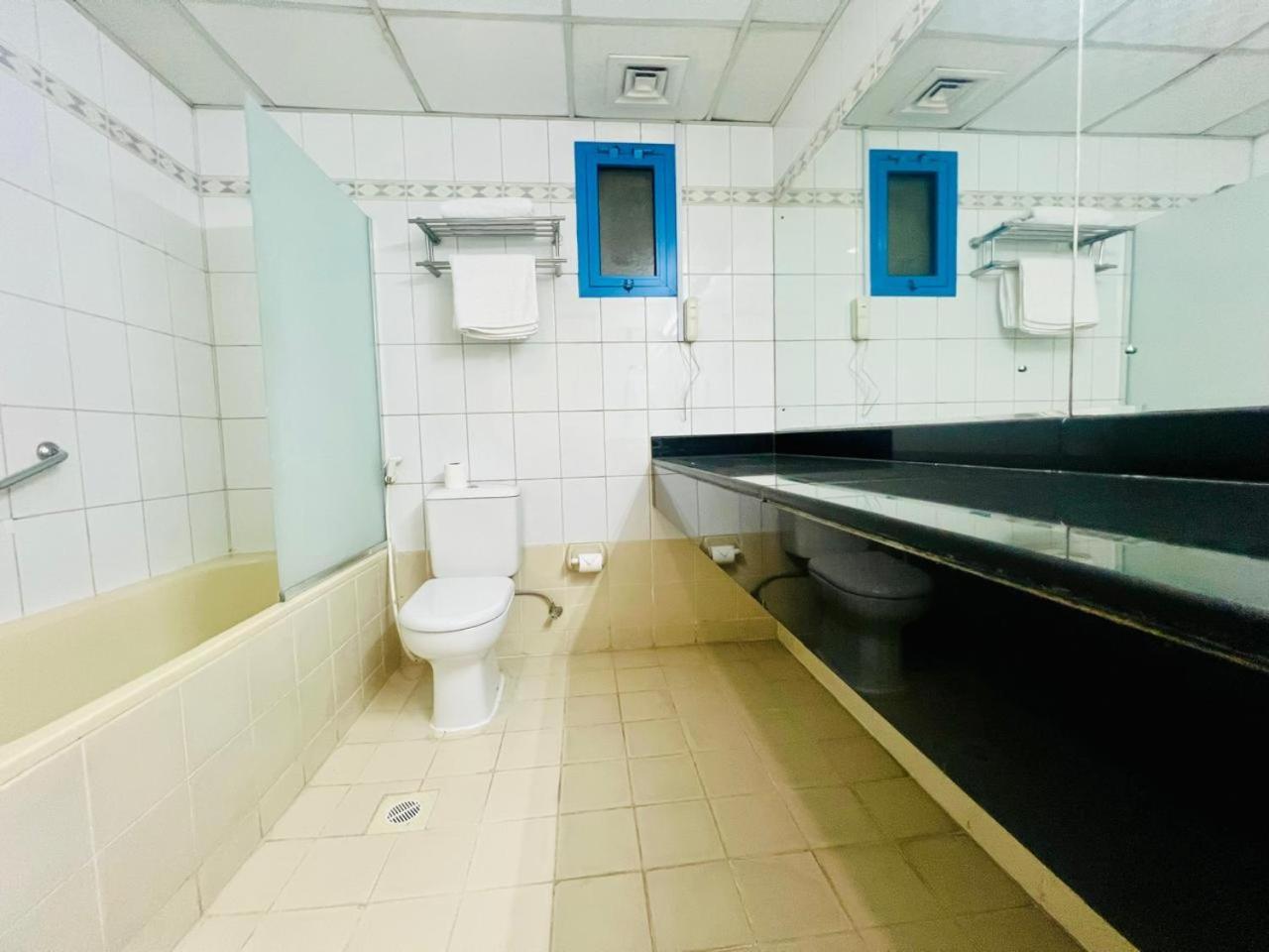 Sky Aparthotel 2*