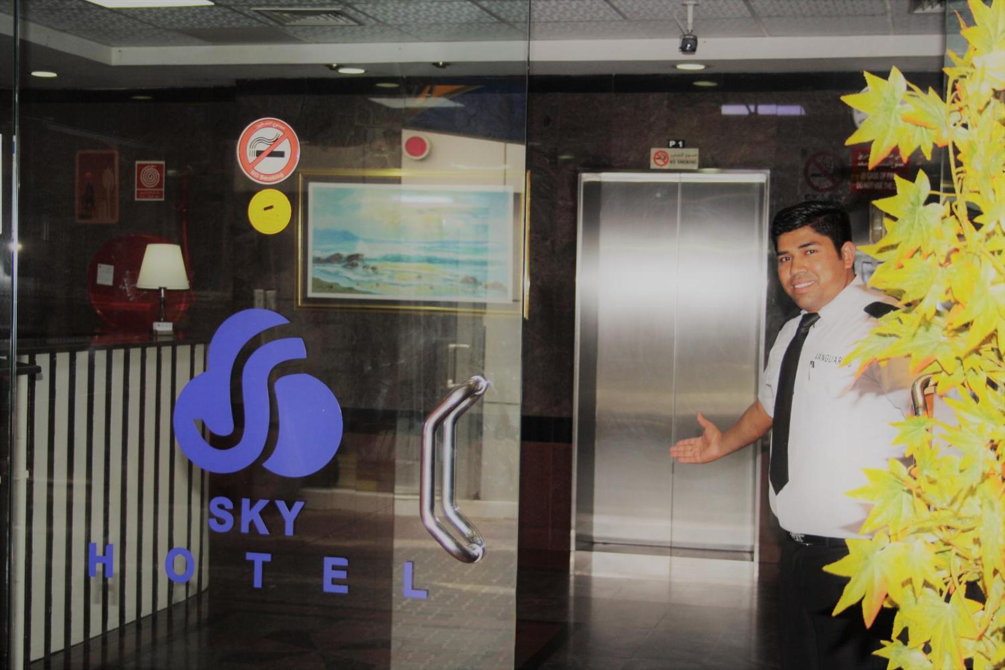 Aparthotel Sky
