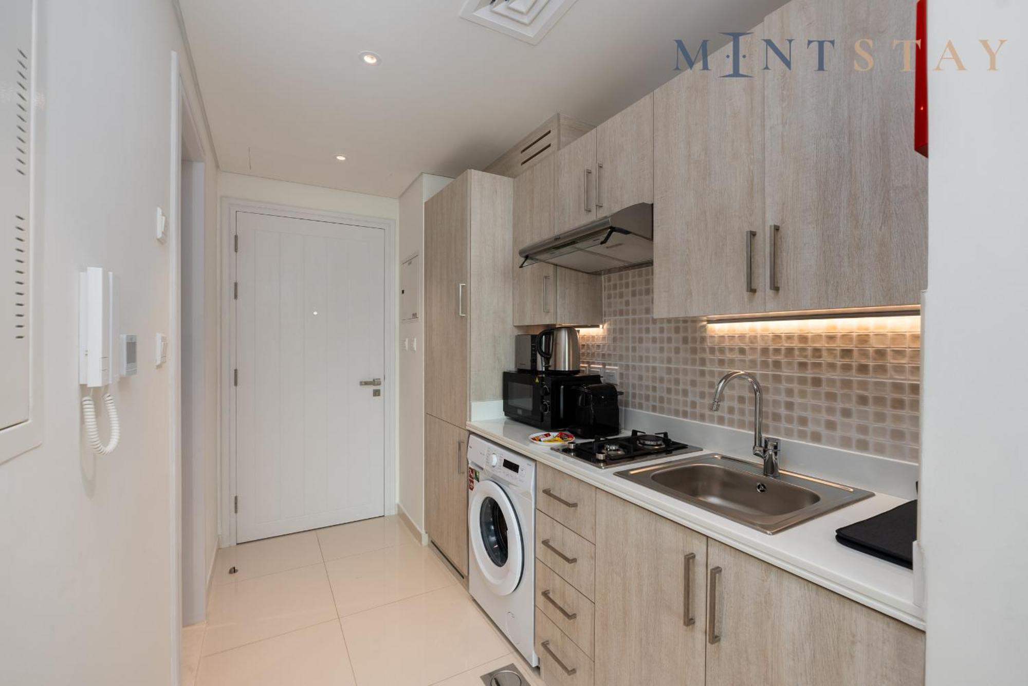 Seven Palm, Palm Jumeirah - Mint Dubai