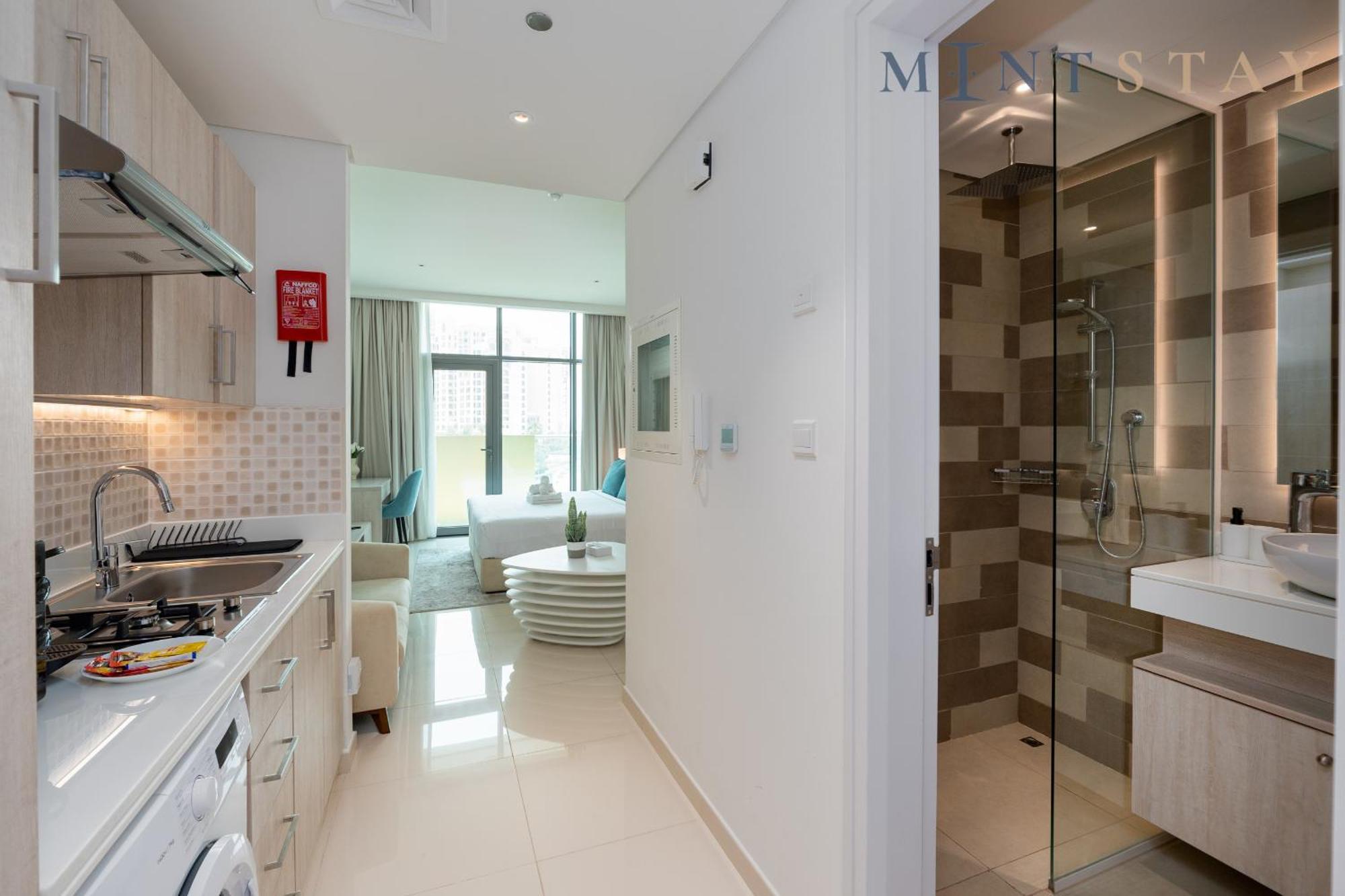 Seven Palm, Palm Jumeirah - Mint Daire